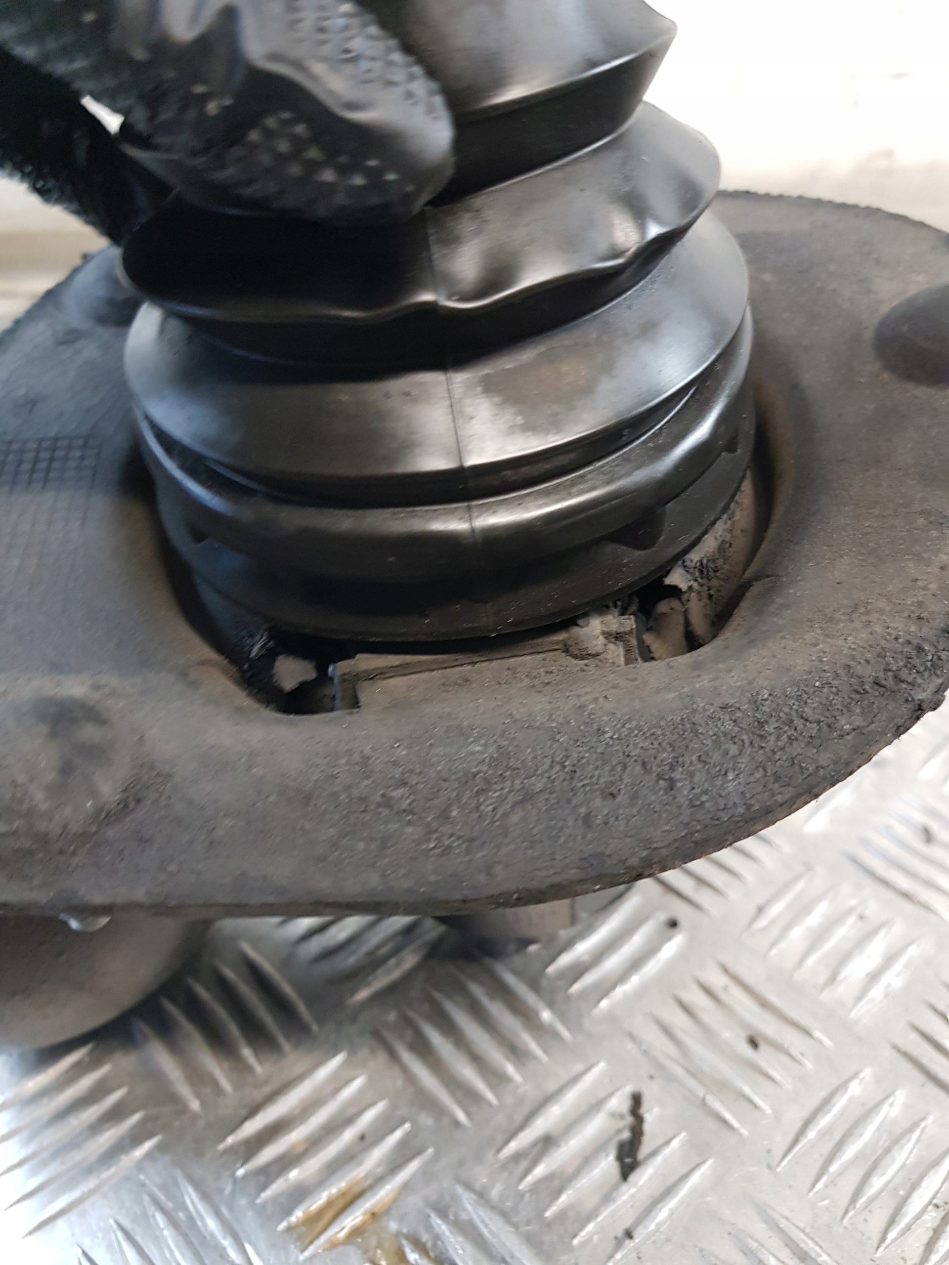 shock absorber HYDRAULICZNY right front CITROEN C5 II