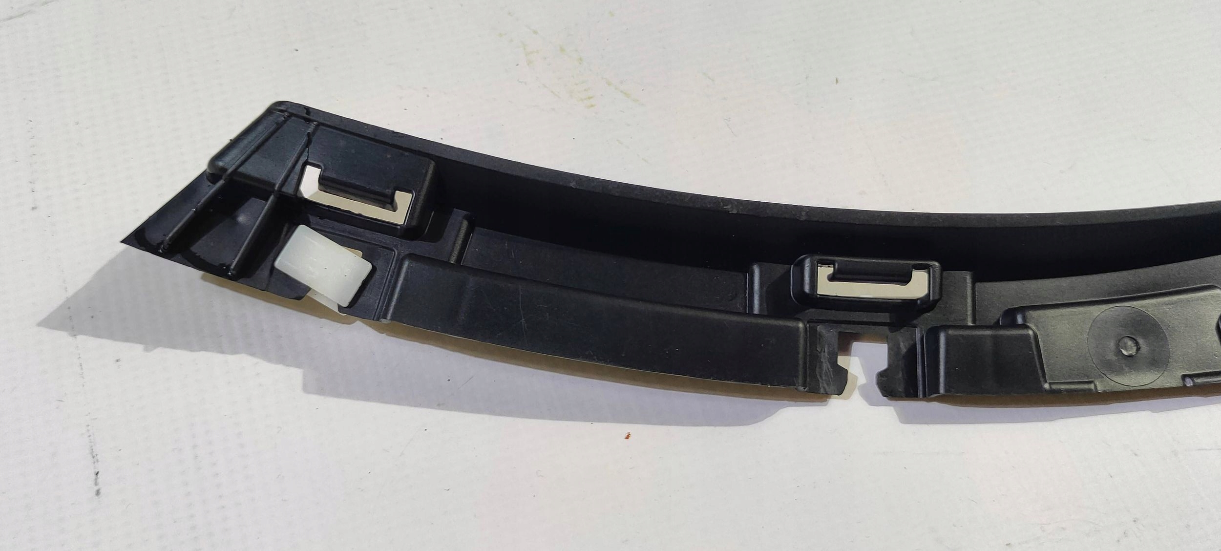 Support plaque Moulage Support Aile Avant Avant Gauche Ford Explorer 2016