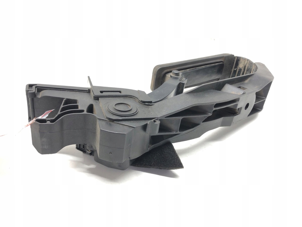 POTENCJOMETR GAZU MERCEDES C W203 A2113000404 Producent części OEM