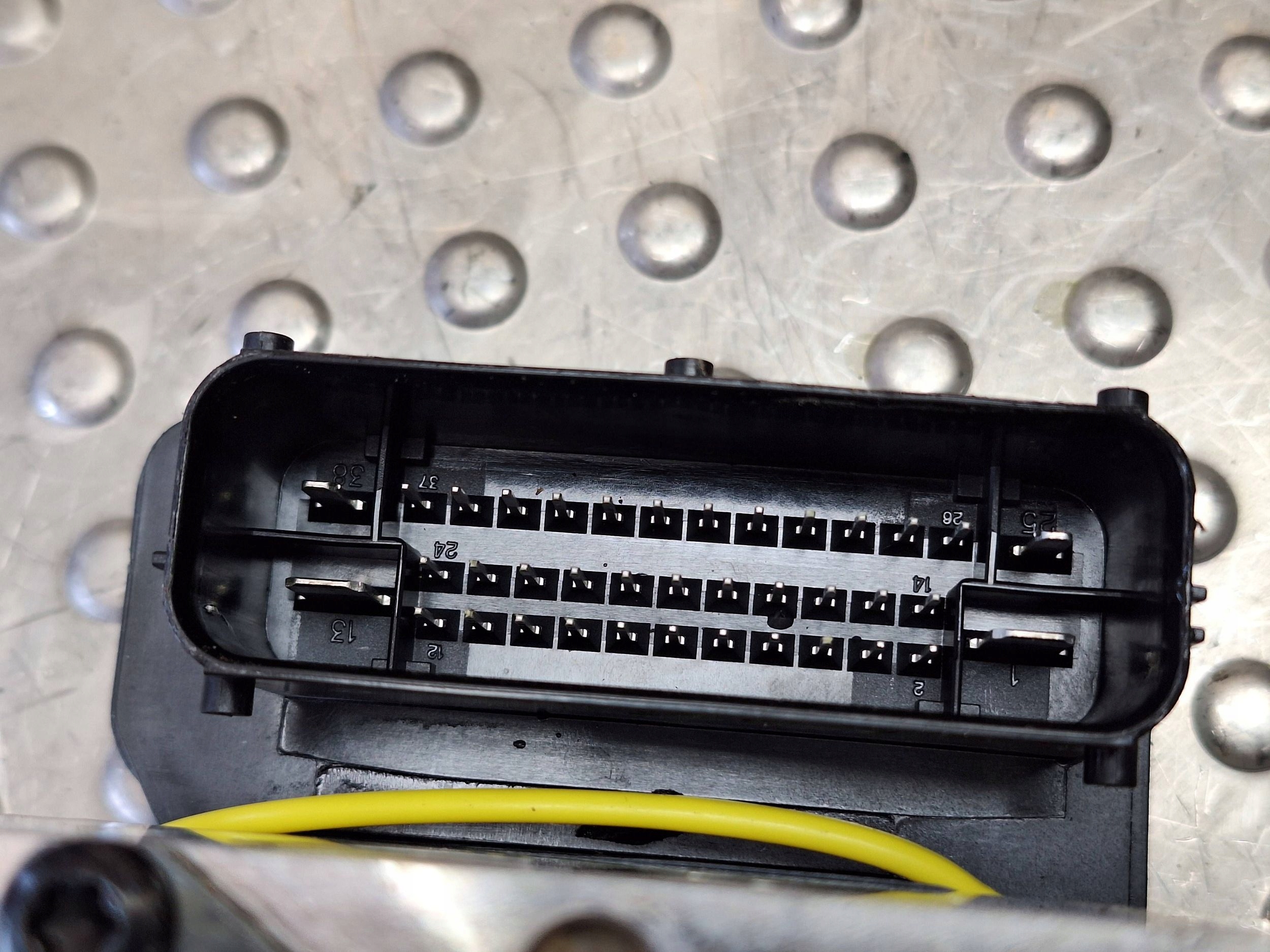 насос ABS BE6003Q700 58920-1R260 Hyundai ACCENT I30