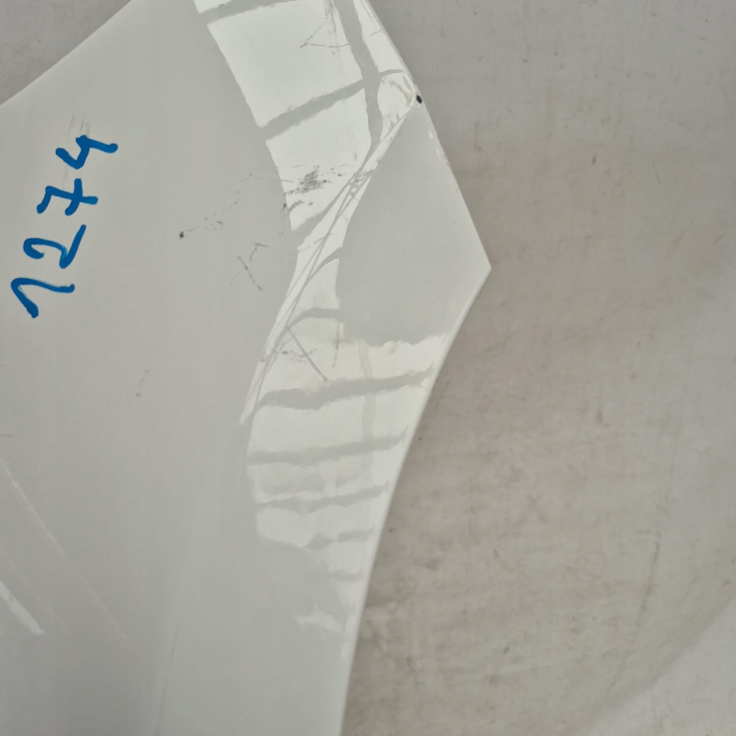 VOLVO V40 12- fender right front front