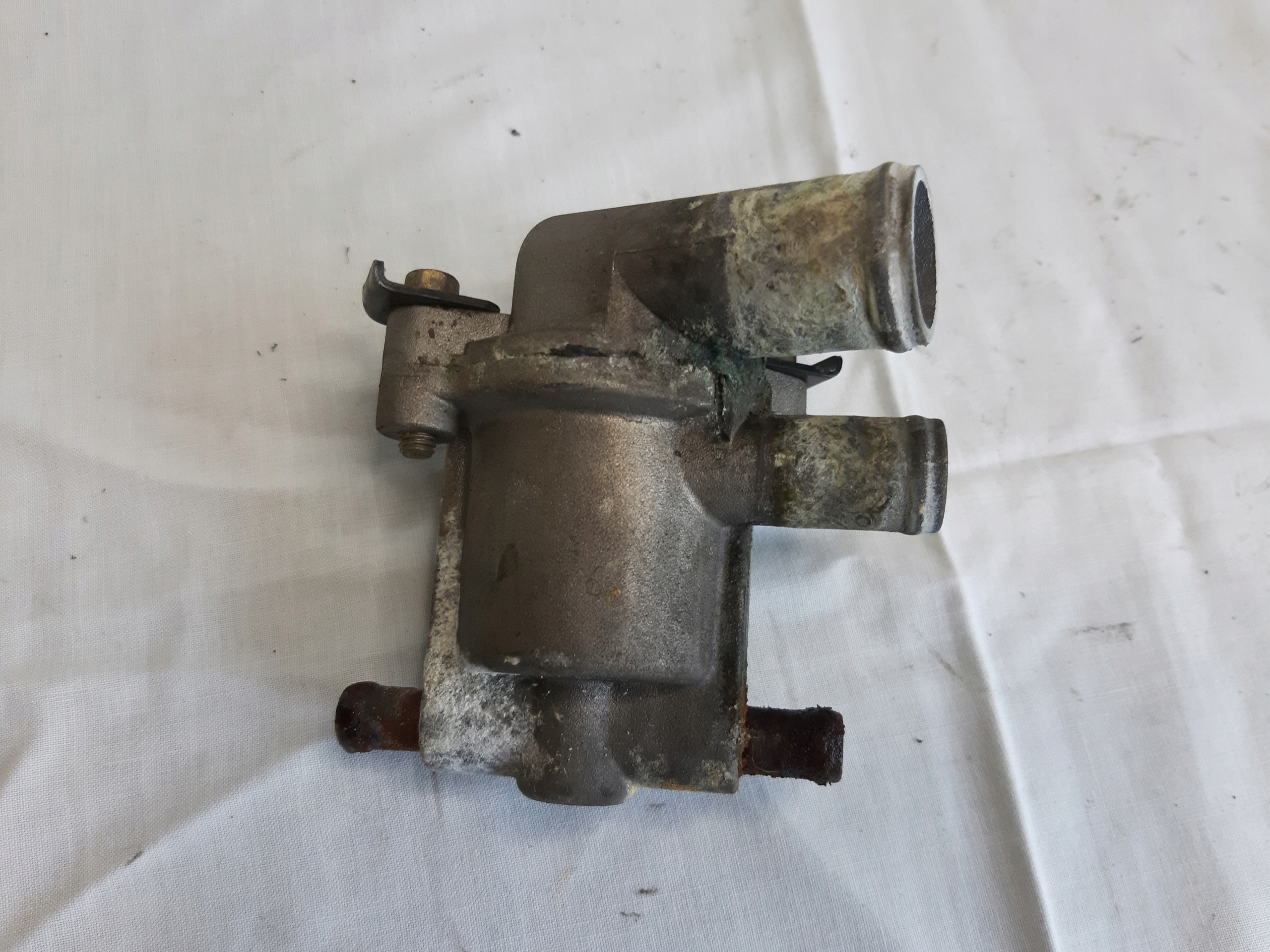 Kymco xciting 500 термостат клапан