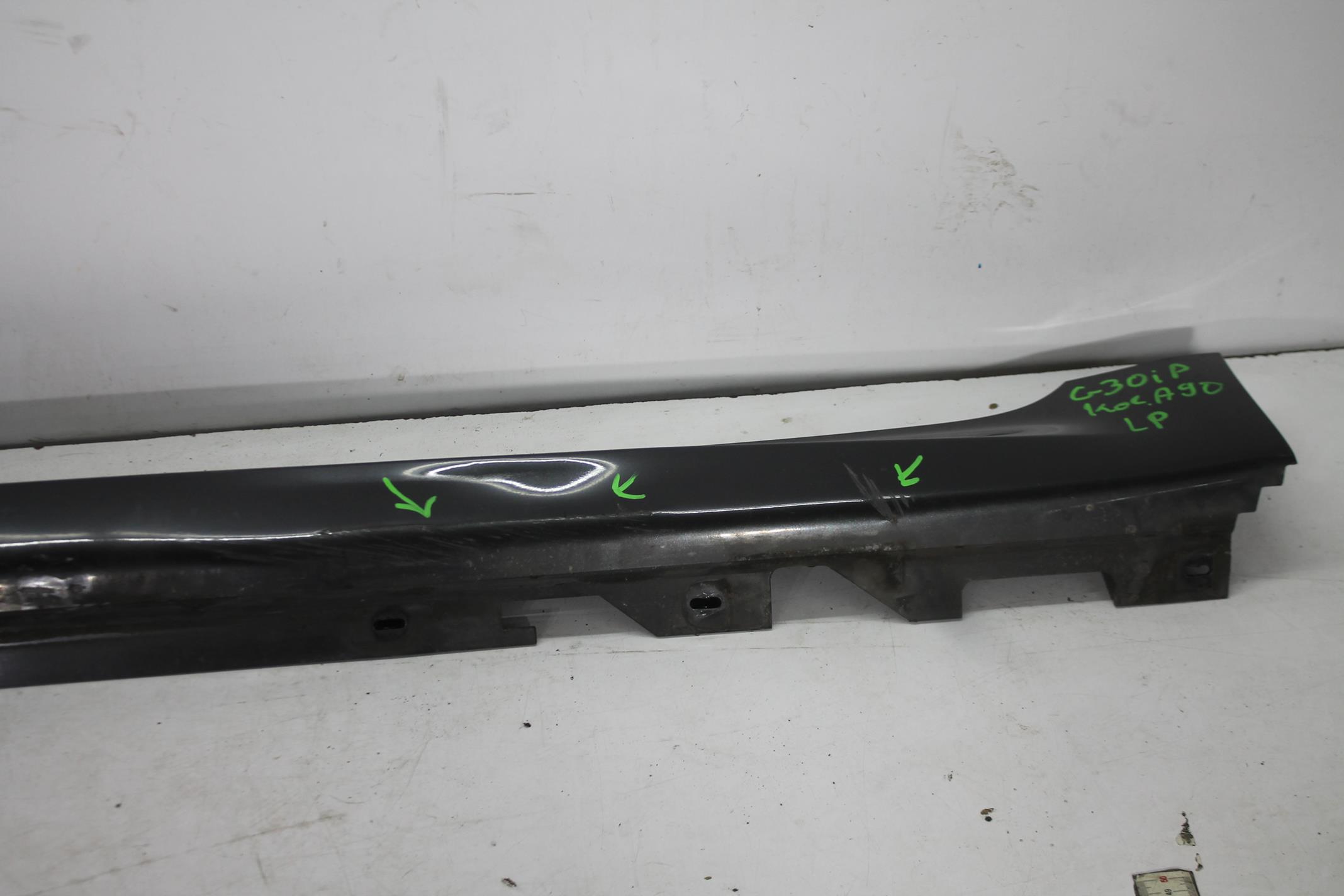 moulding threshold left m-packet BMW G30 of wheels. A90 17