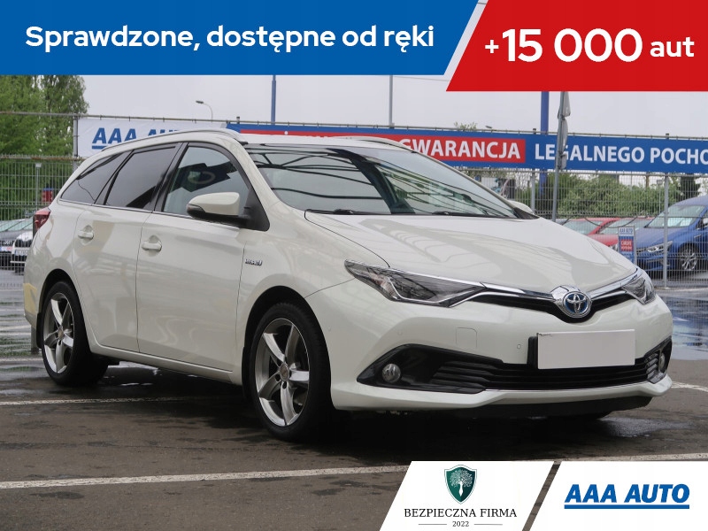 Toyota Auris Hybrid, Salon Polska, Serwis ASO