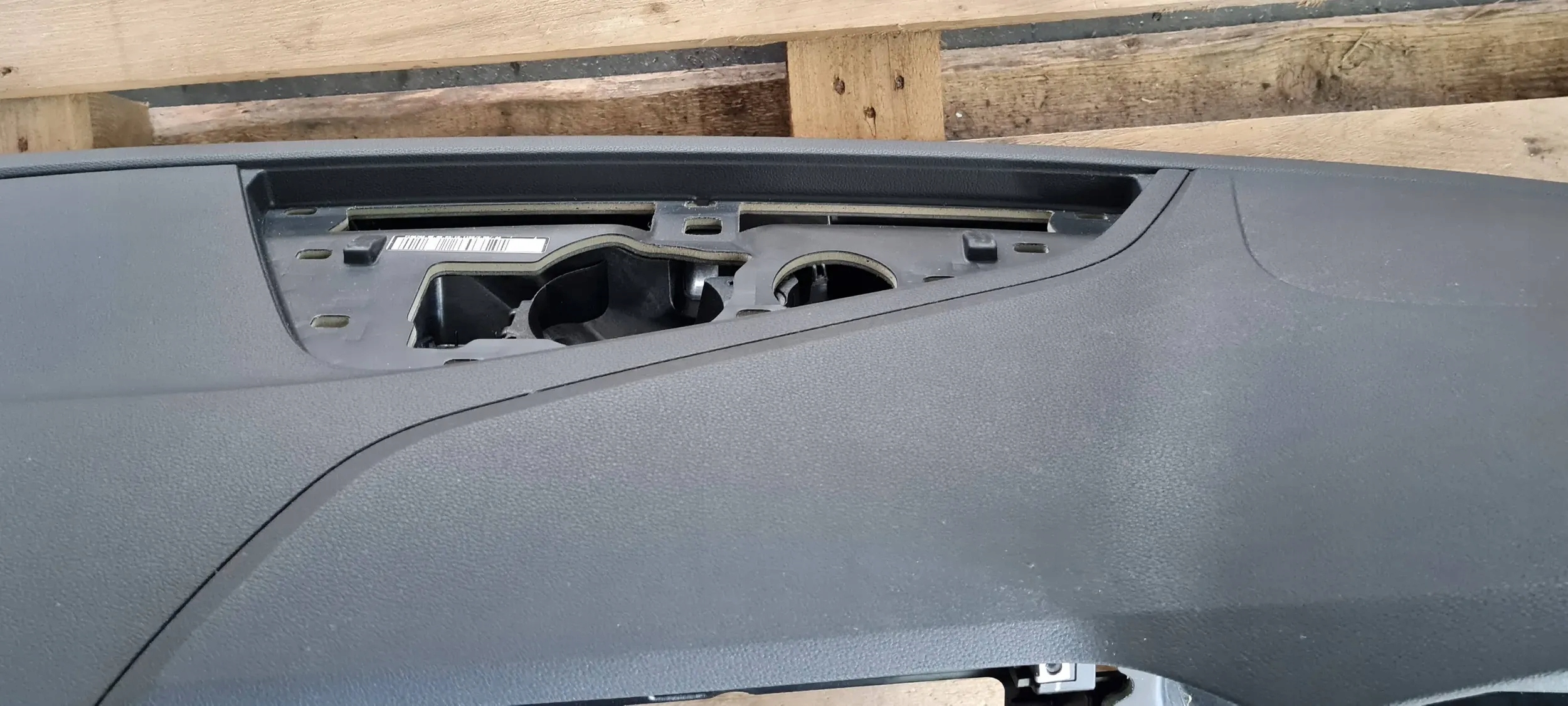 A4 B9 8W dashboard instrument panel cockpit console ANGLIK 8W2857001H A5 8W