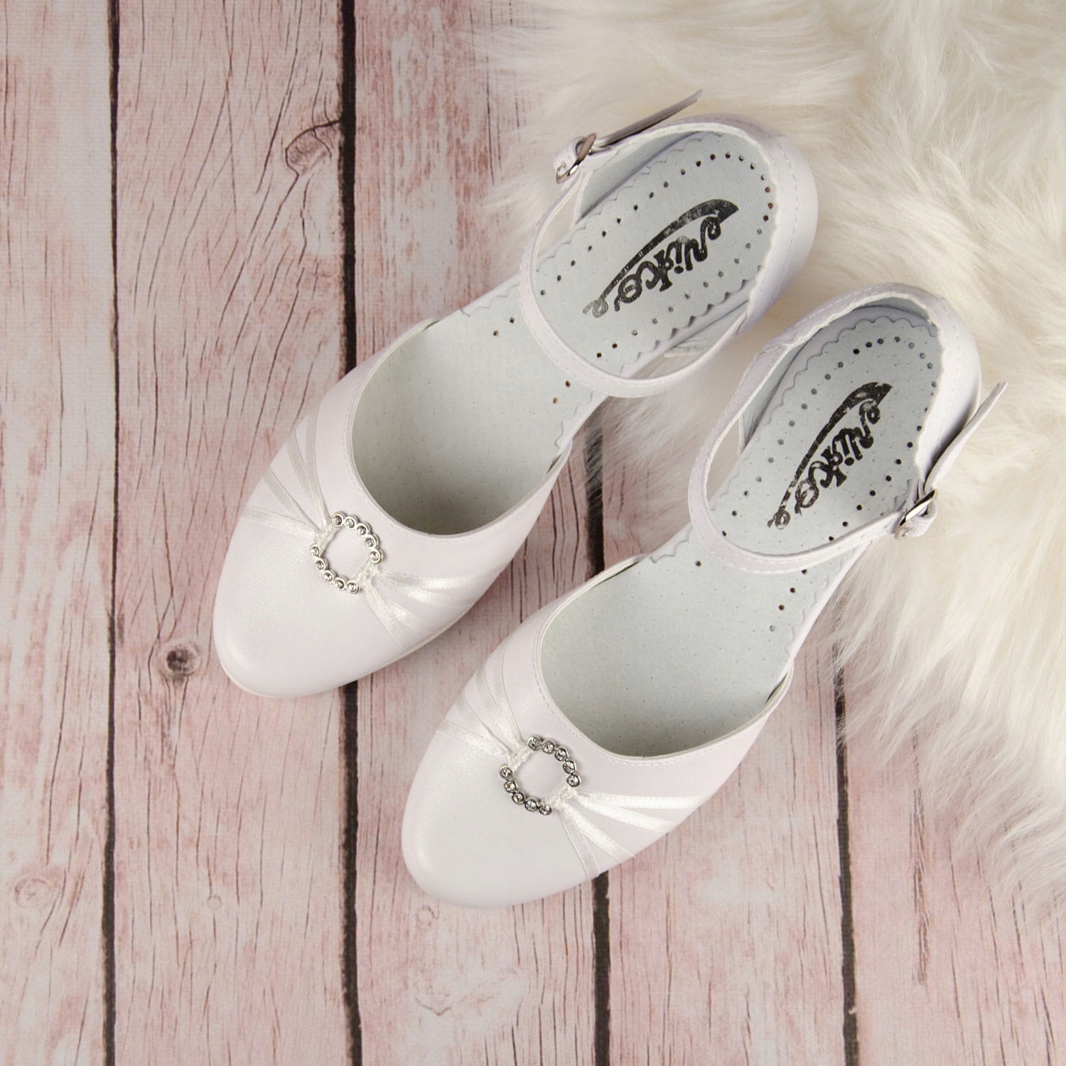 Buty komunijne dziewczęce KBD-710 - 32 Rozmiar 32