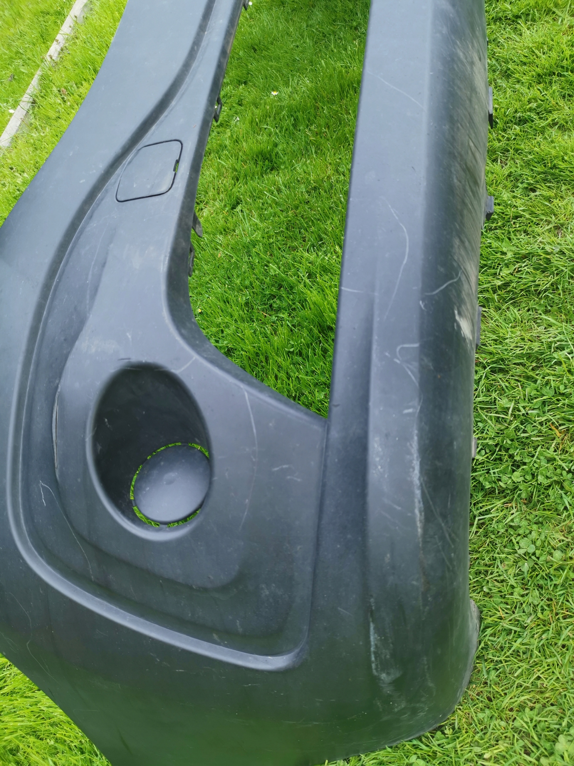 front bumper RENAULT TRAFIC III 14- front