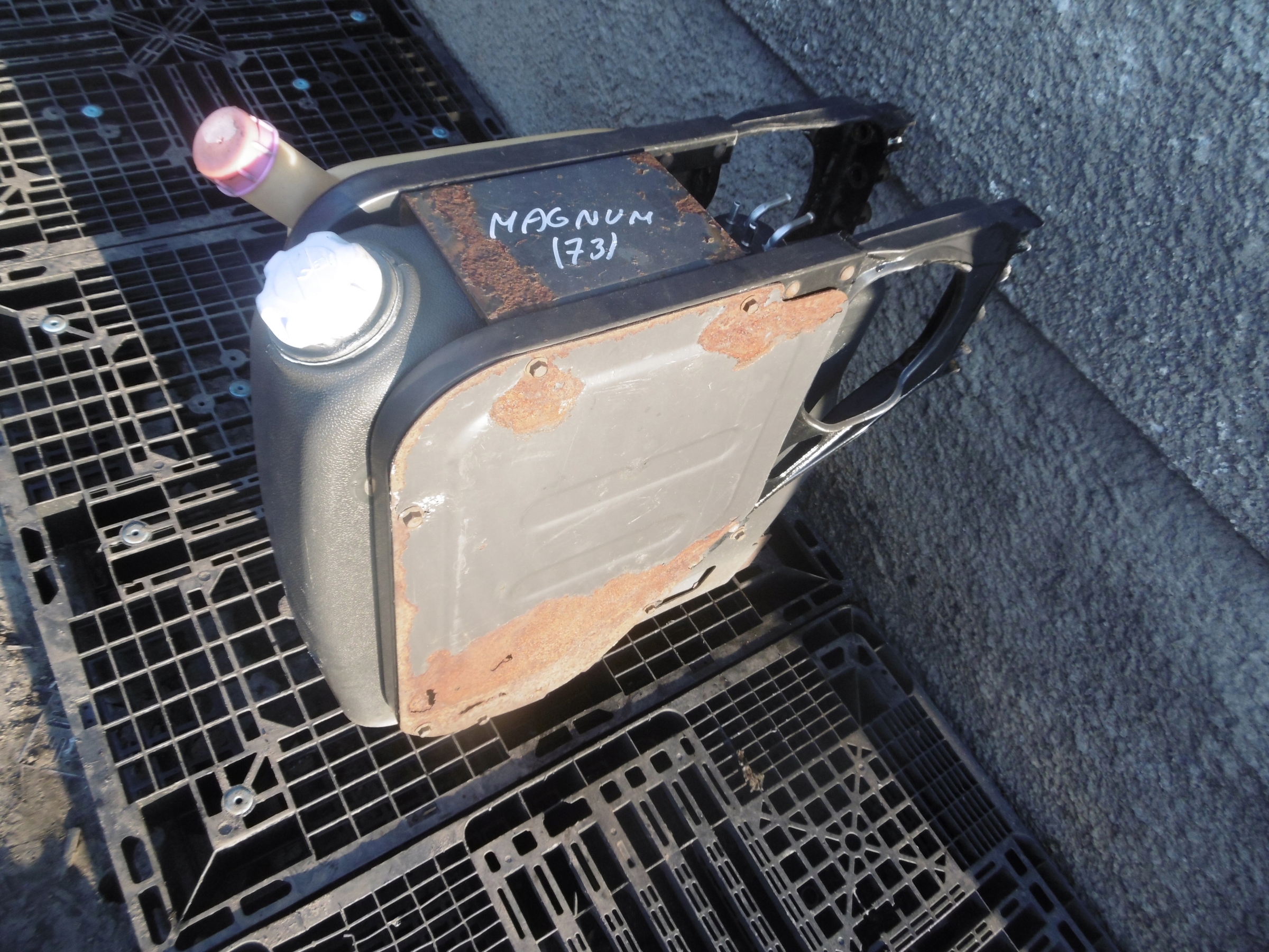 ZBIORNIK ADBLUE RENAULT MAGNUM PREMIUM DXI VOLVO Car type Trucks