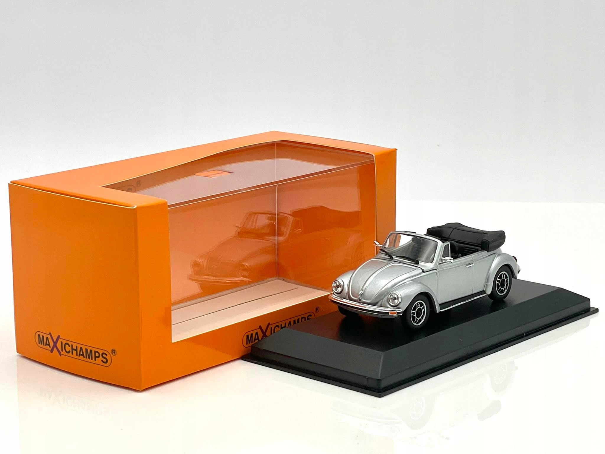 Volkswagen 1303 Cabriolet 1979 Minichamps 1:43