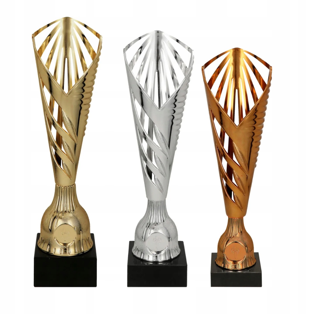 Komplet Trzech Pucharów Zestaw Puchary Trofeum 9086 Rodzin Grawer