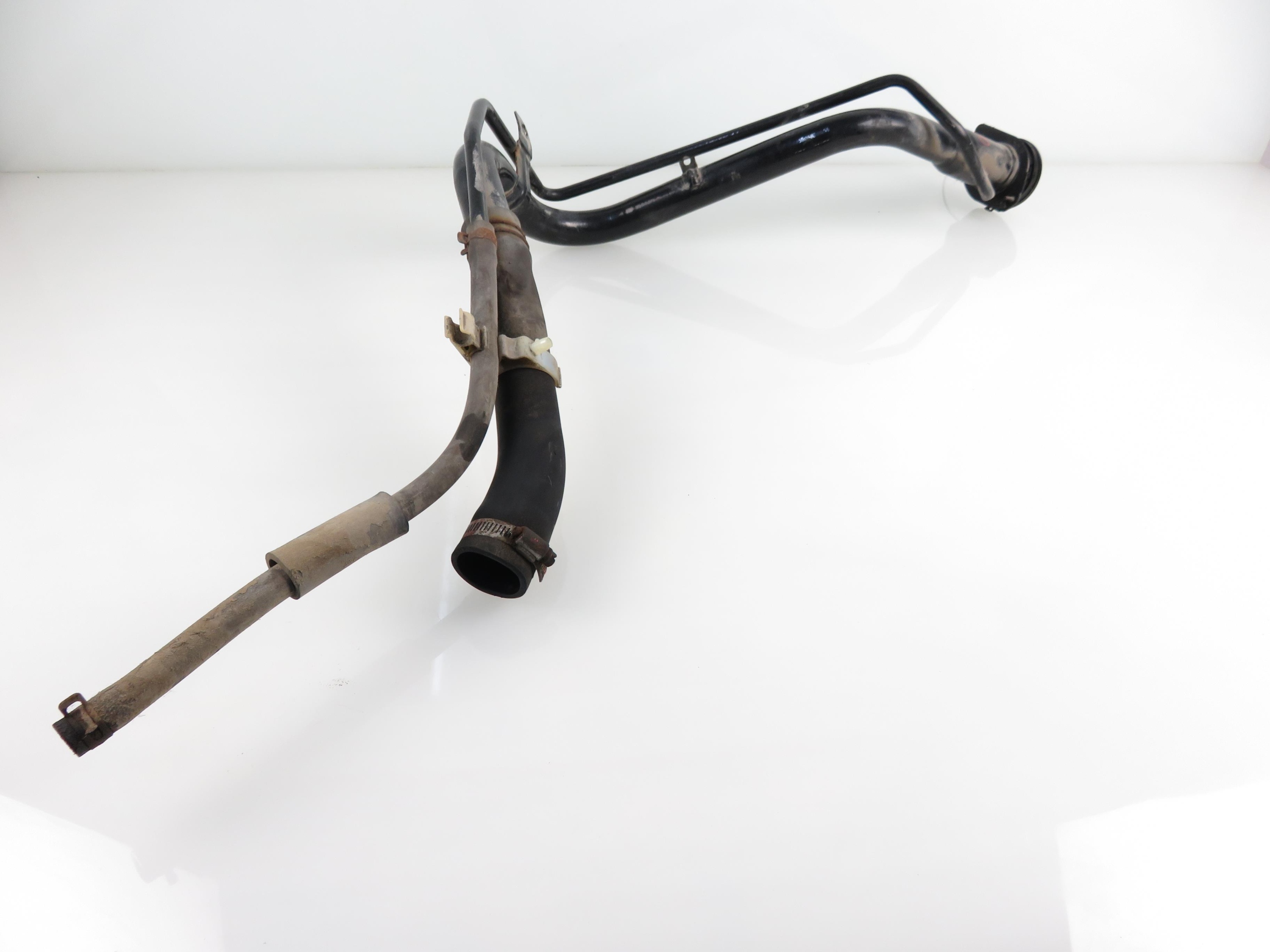 WLEW PALIWA RURA TOYOTA AVENSIS T25 BENZYNA