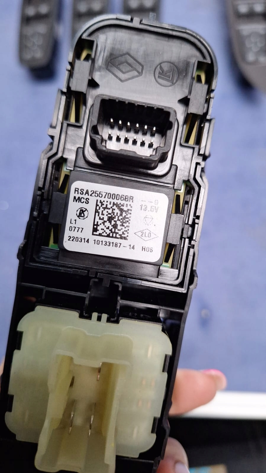 PANEL window control switch of mirrors RENAULT 255700068R