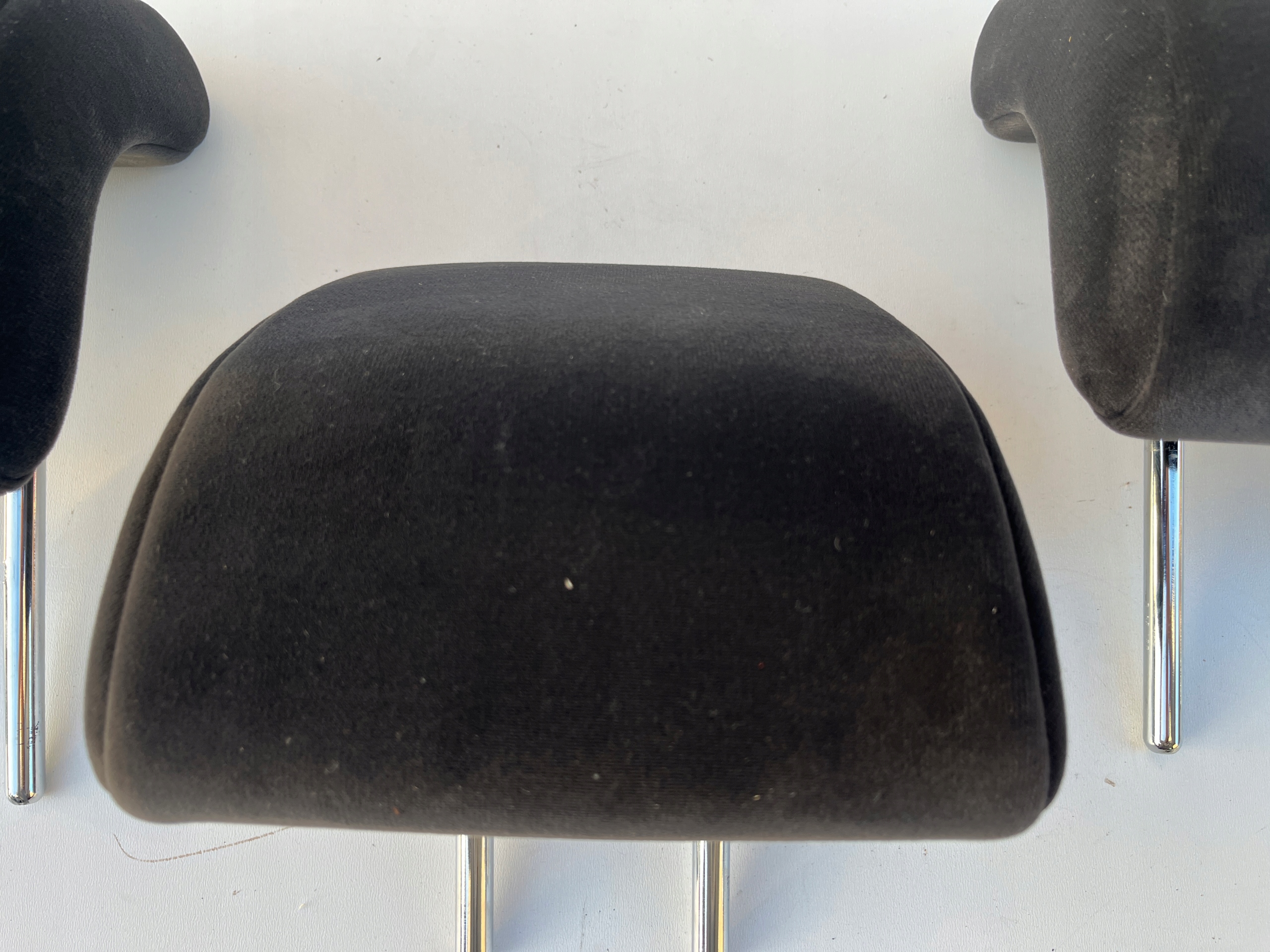 arm rests rest rear part TYLENEJ KANAPY Citroen C4 and 04-08r.