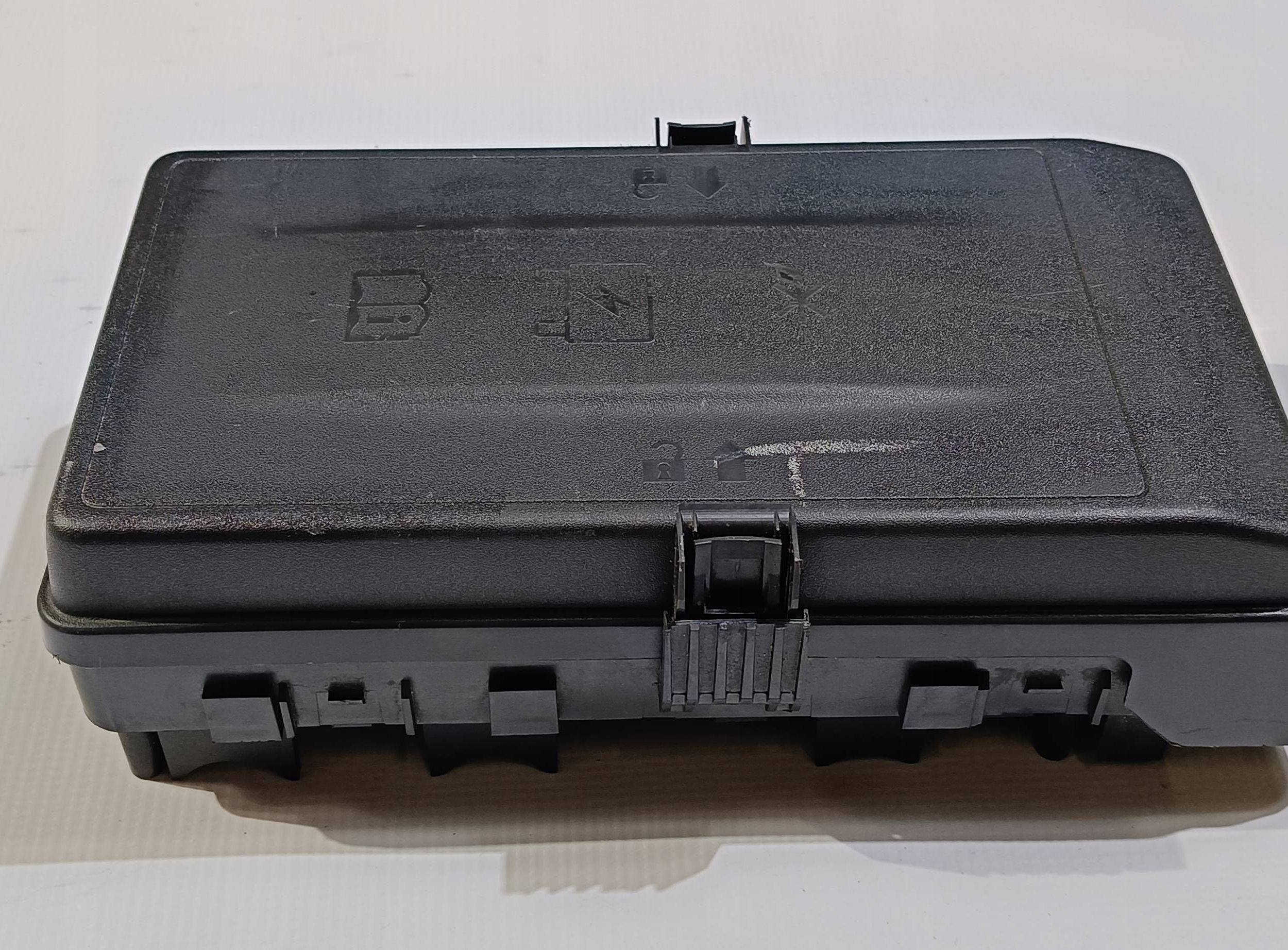 Module fusibles Complète Jeep Wrangler 2019