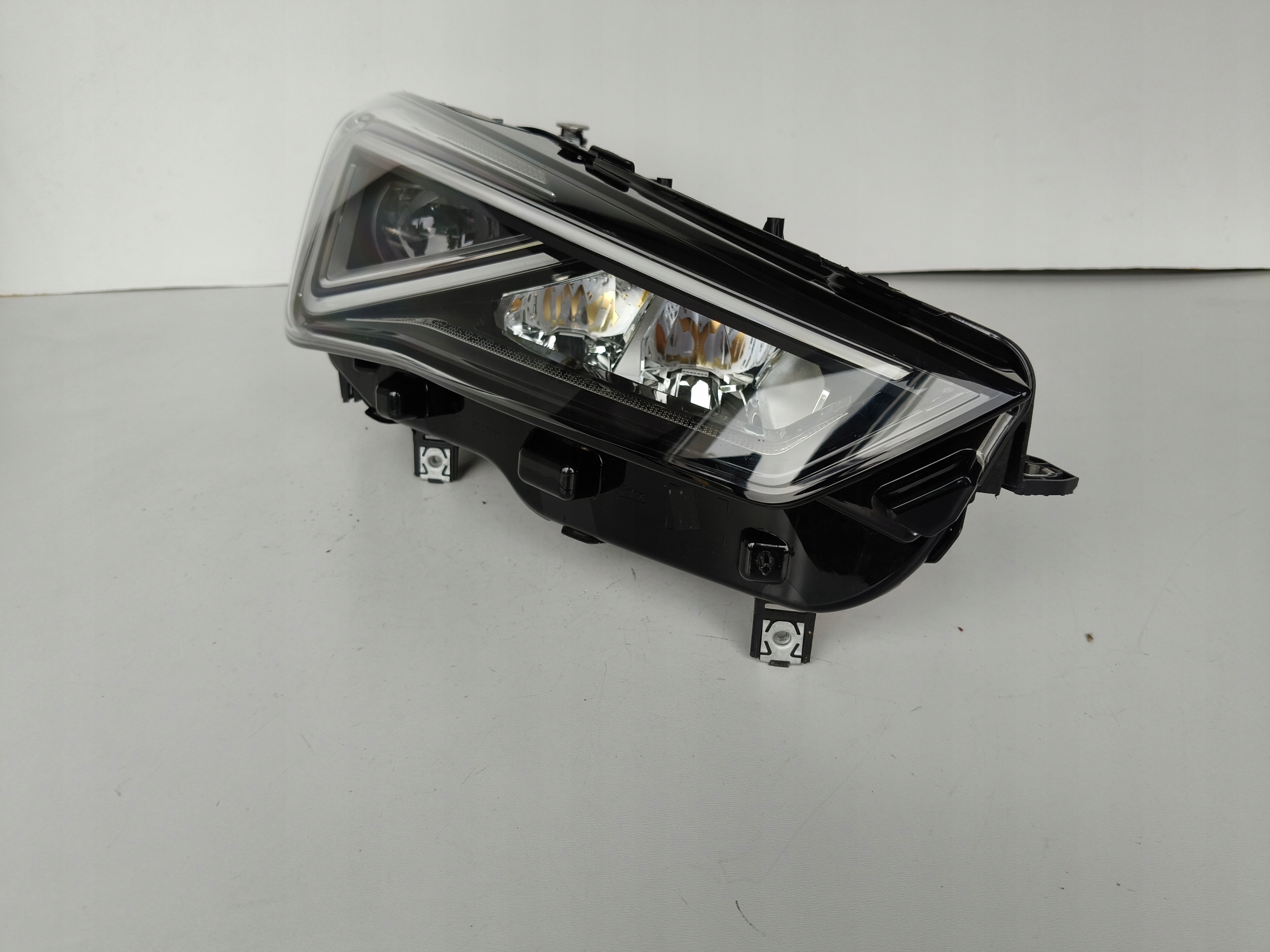 light right REFLEKTOR SEAT TARRACO 5FJ 18- FULL LED