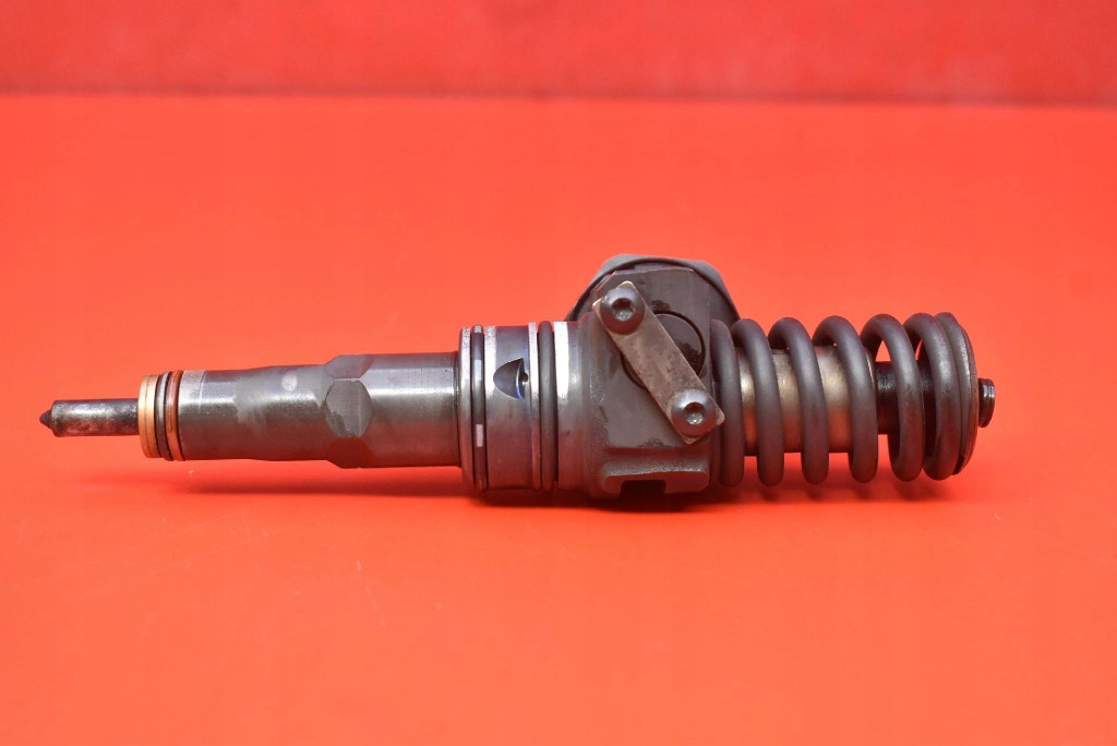 Einspritzdüse Einspritzdüse 038130073AS 0414720224 VW GOLF 5 V 2.0 SDI 75 KM 03-09