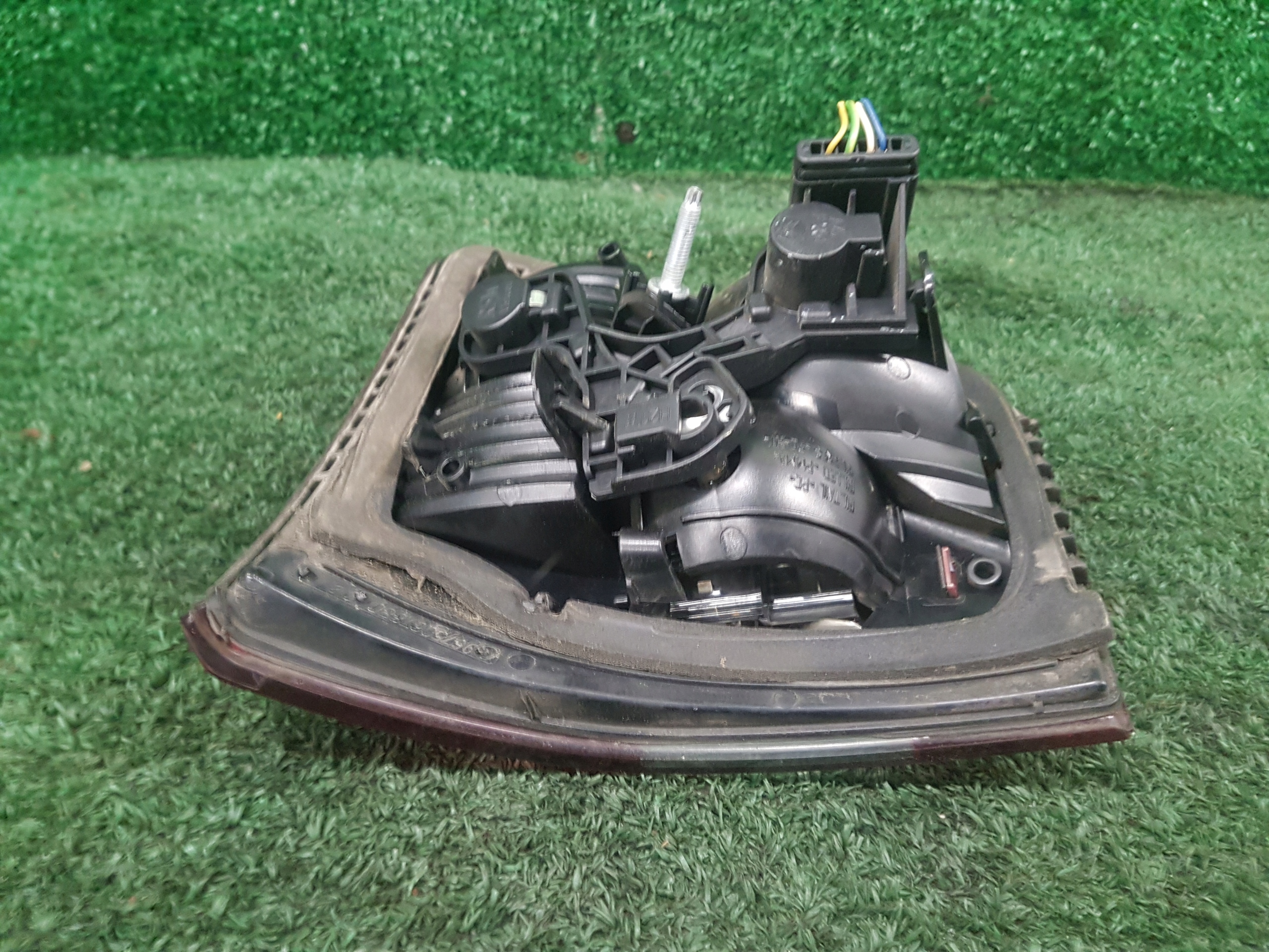 light right rear W KLAPIE CITROEN C5 III 9675067880