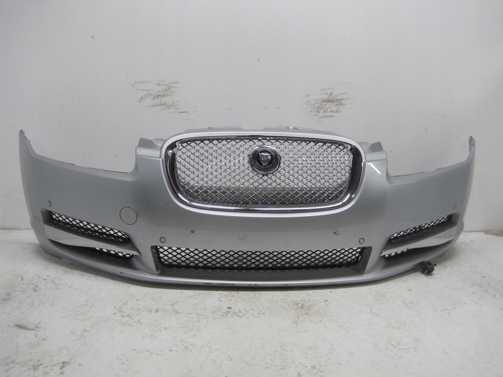 Stoßstange JAGUAR XF 4 PDC vorne vorne