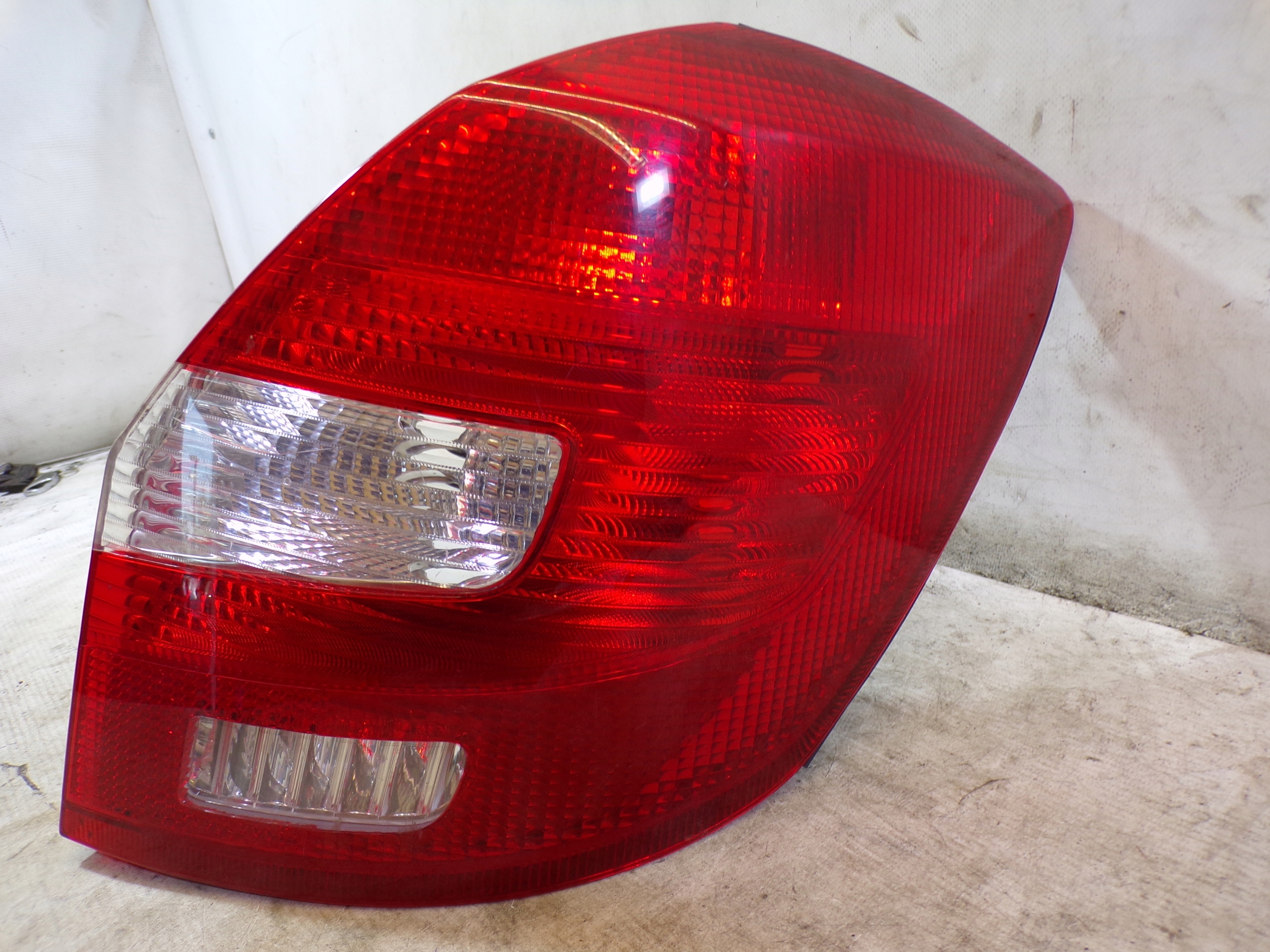 light rear rear part right SKODA FABIA 2 II KOMBI (1)