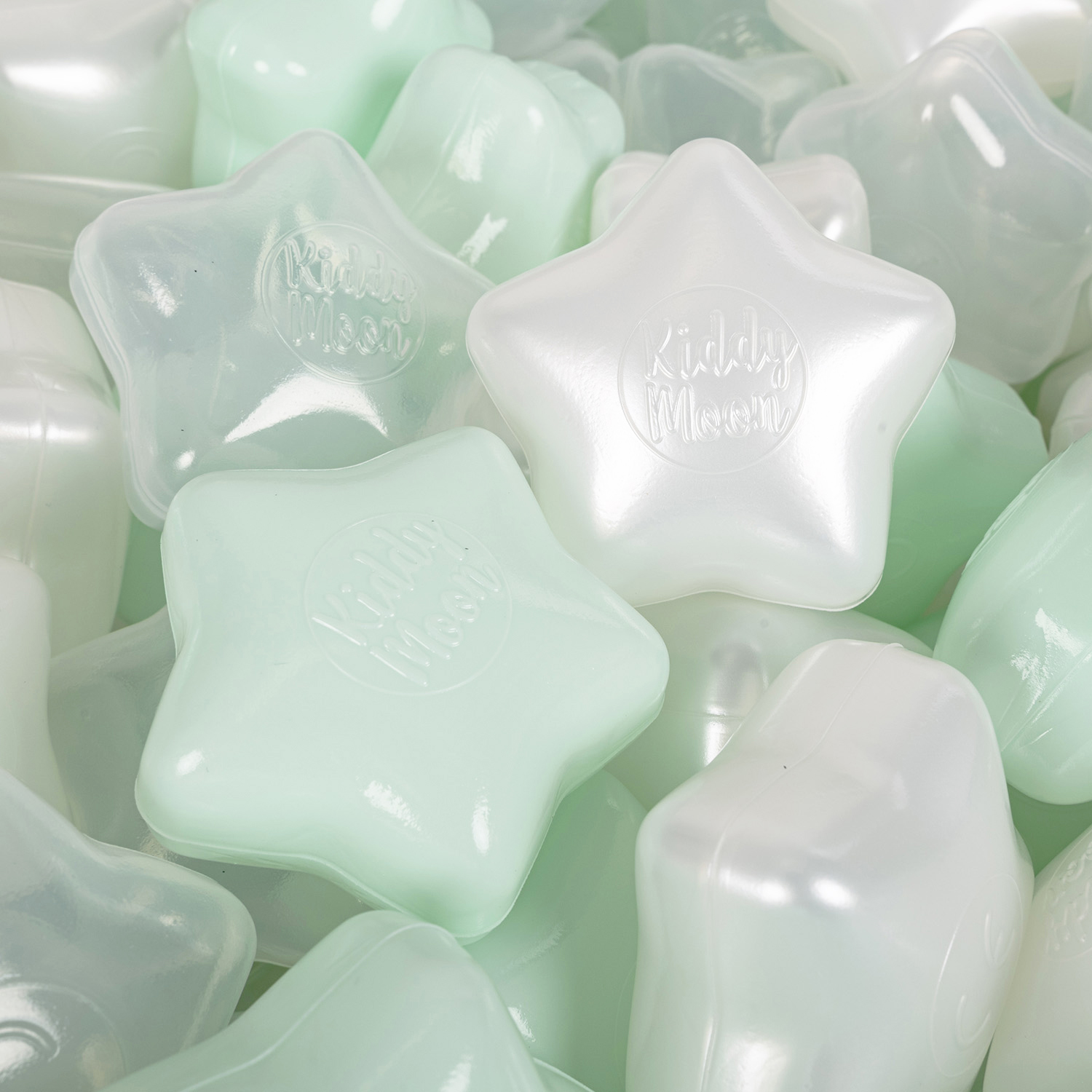 ZKG6 Plastikowe gwiazdki 6cm/1200 suchy basen piłk