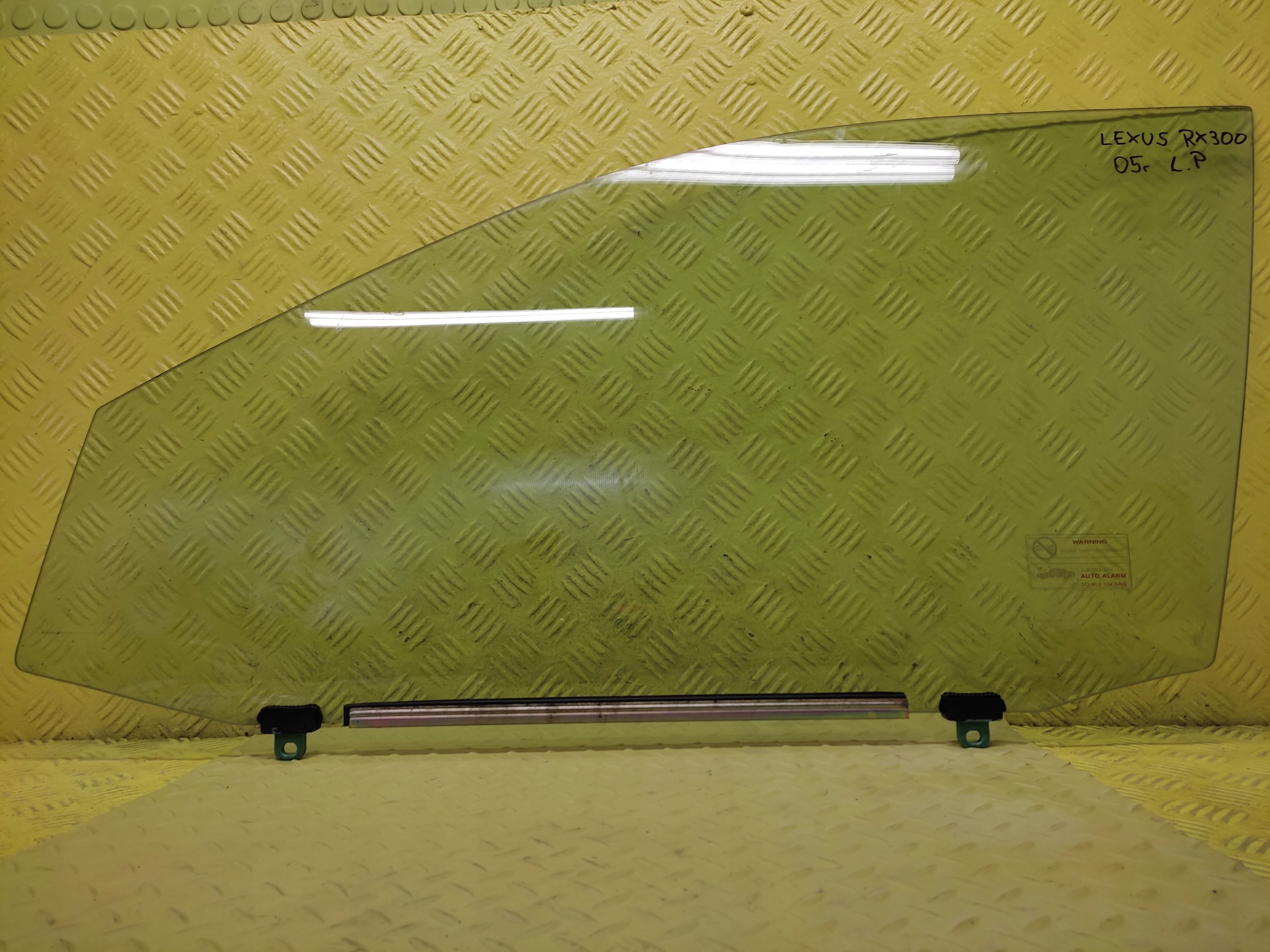 LEXUS RX300 window door left front