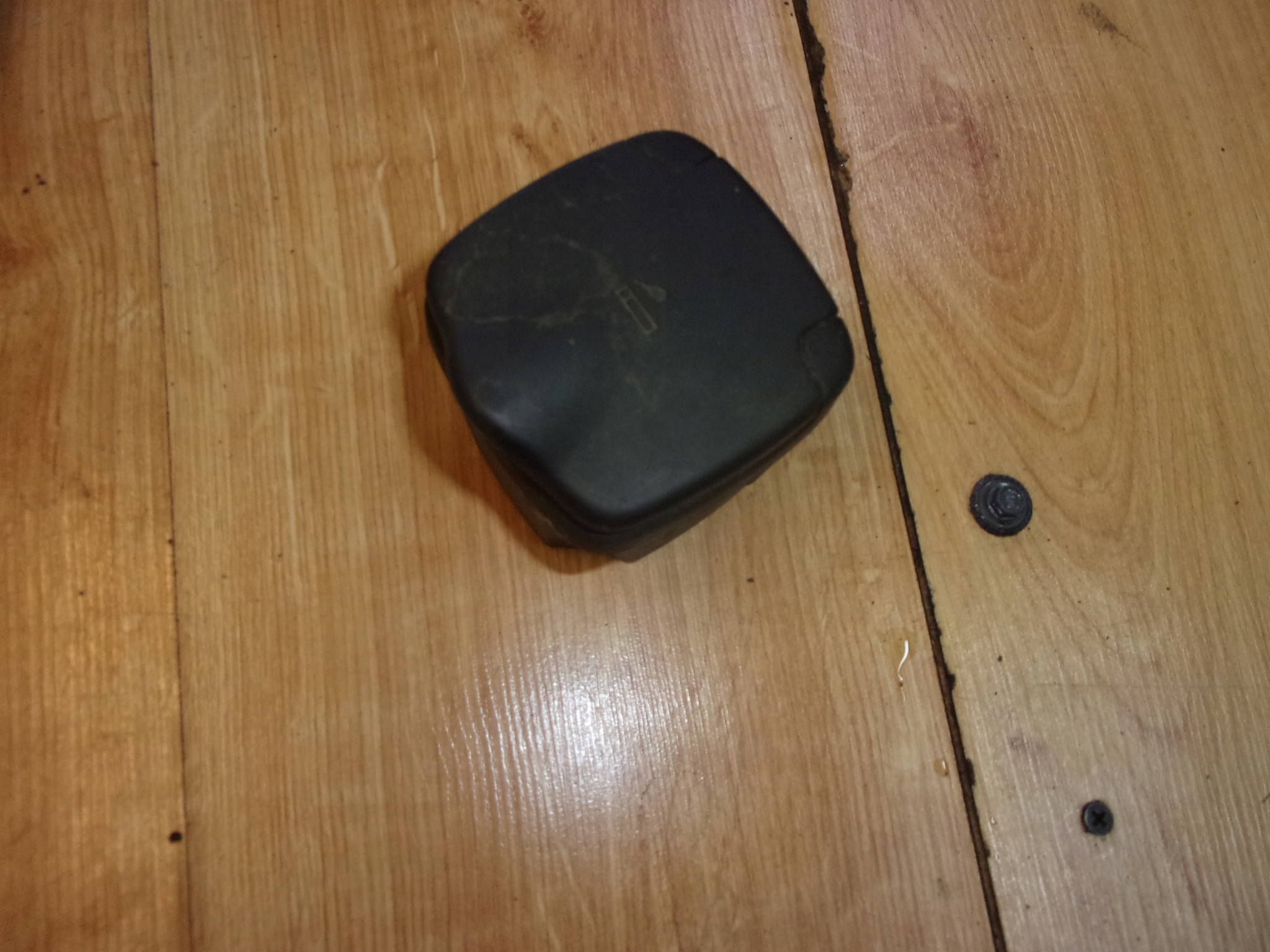 SUZUKI SWIFT MK6 POPIELNICZKA