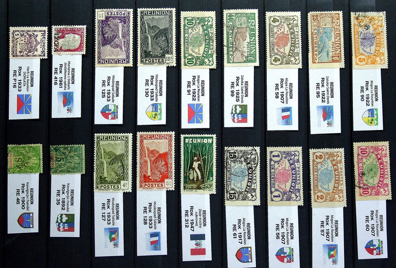 ZESTAW ZNACZKOW KOLONIE FRANCUSKIE REUNION