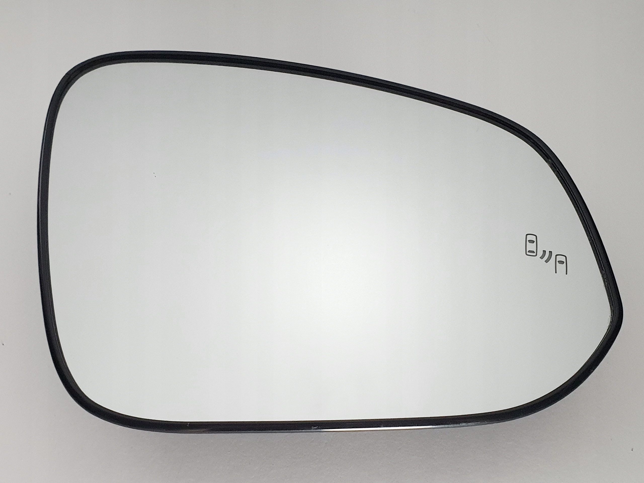 WKŁAD LUSTERKA PRAWY ASYSTENT TOYOTA RAV4 V 19- OE