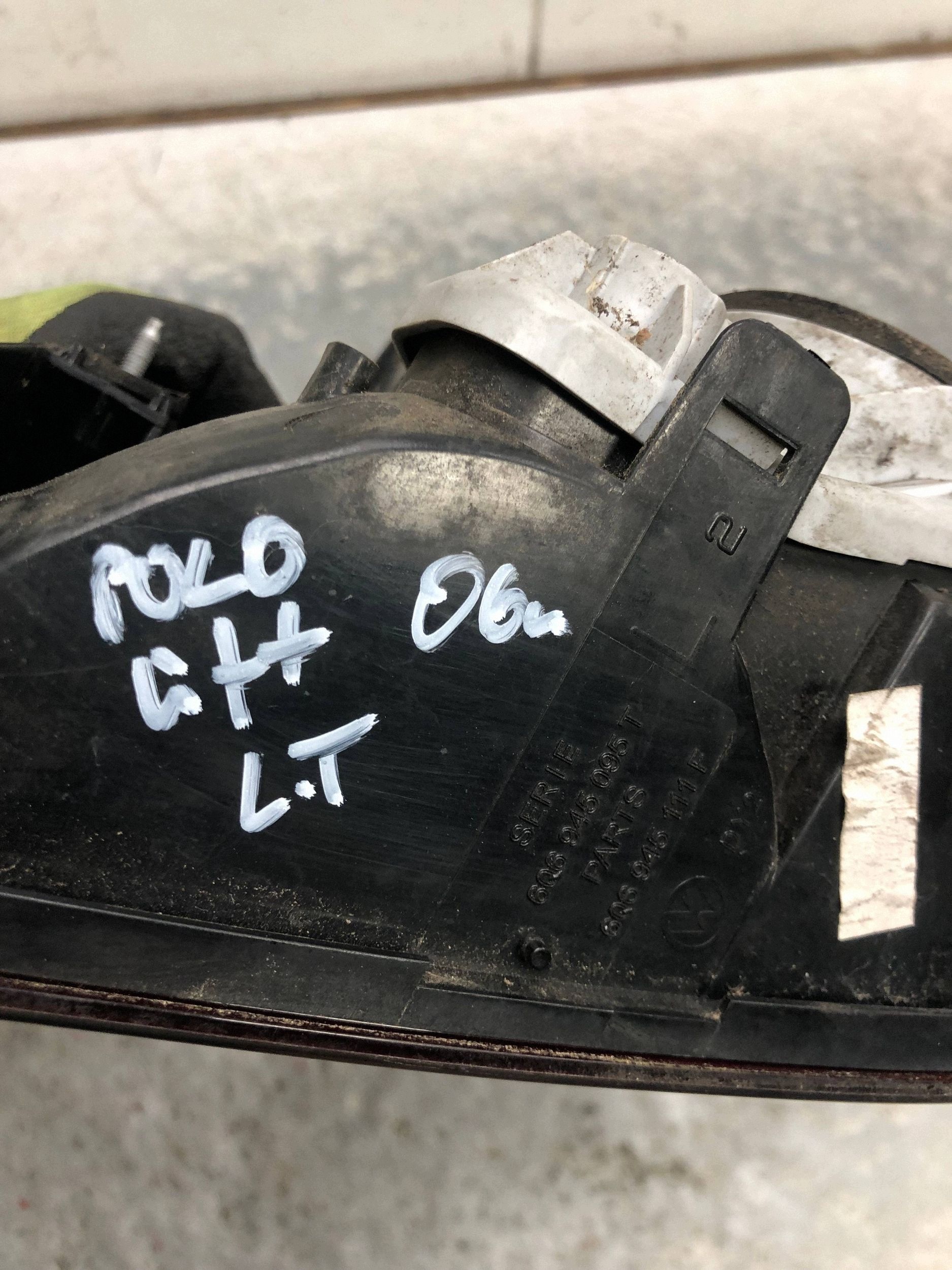 light left rear part VW POLO IV LIFT 6Q6945111F