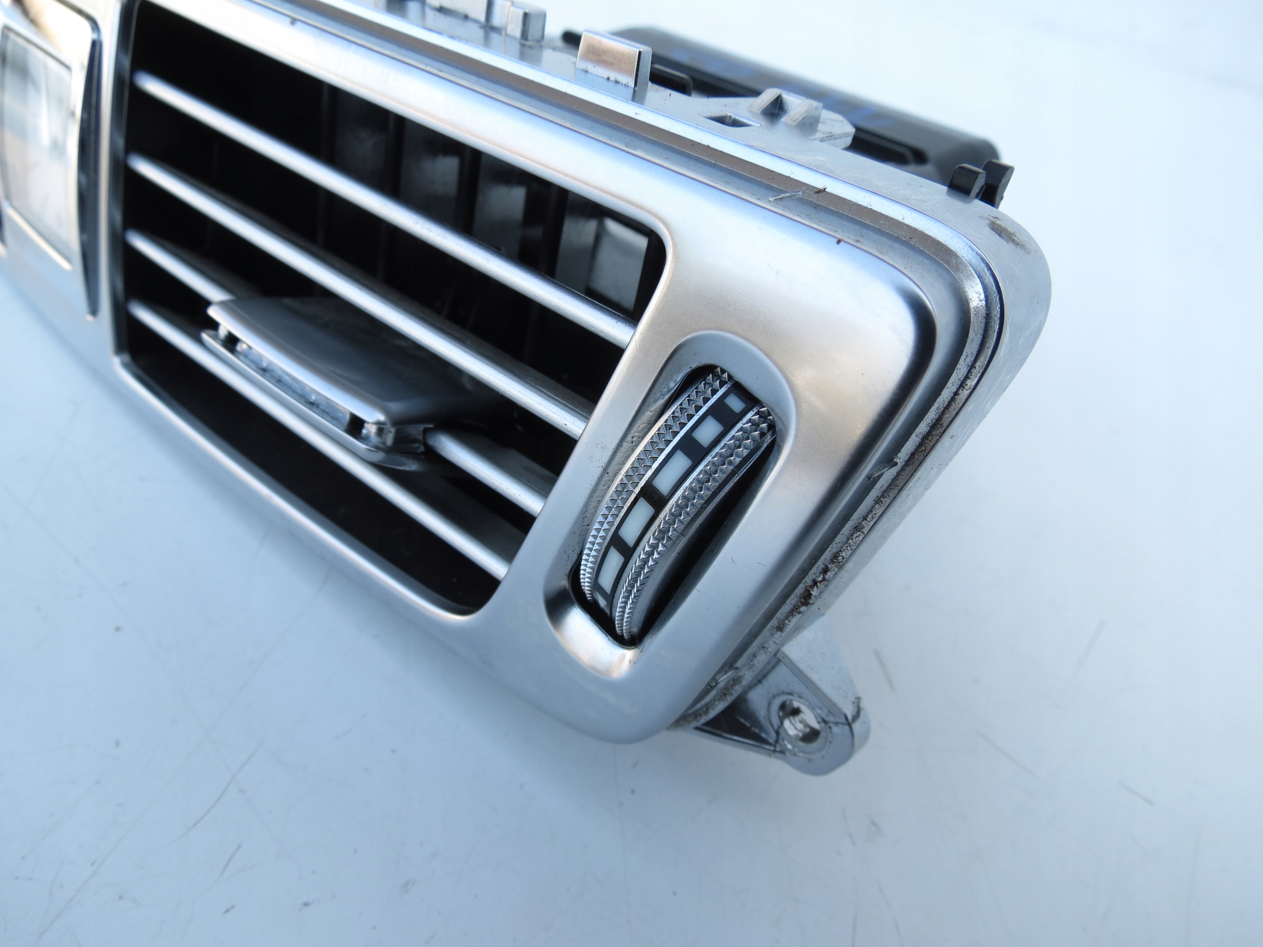 grid air conditioning devices central A2188300754 MERCEDES CLS W218