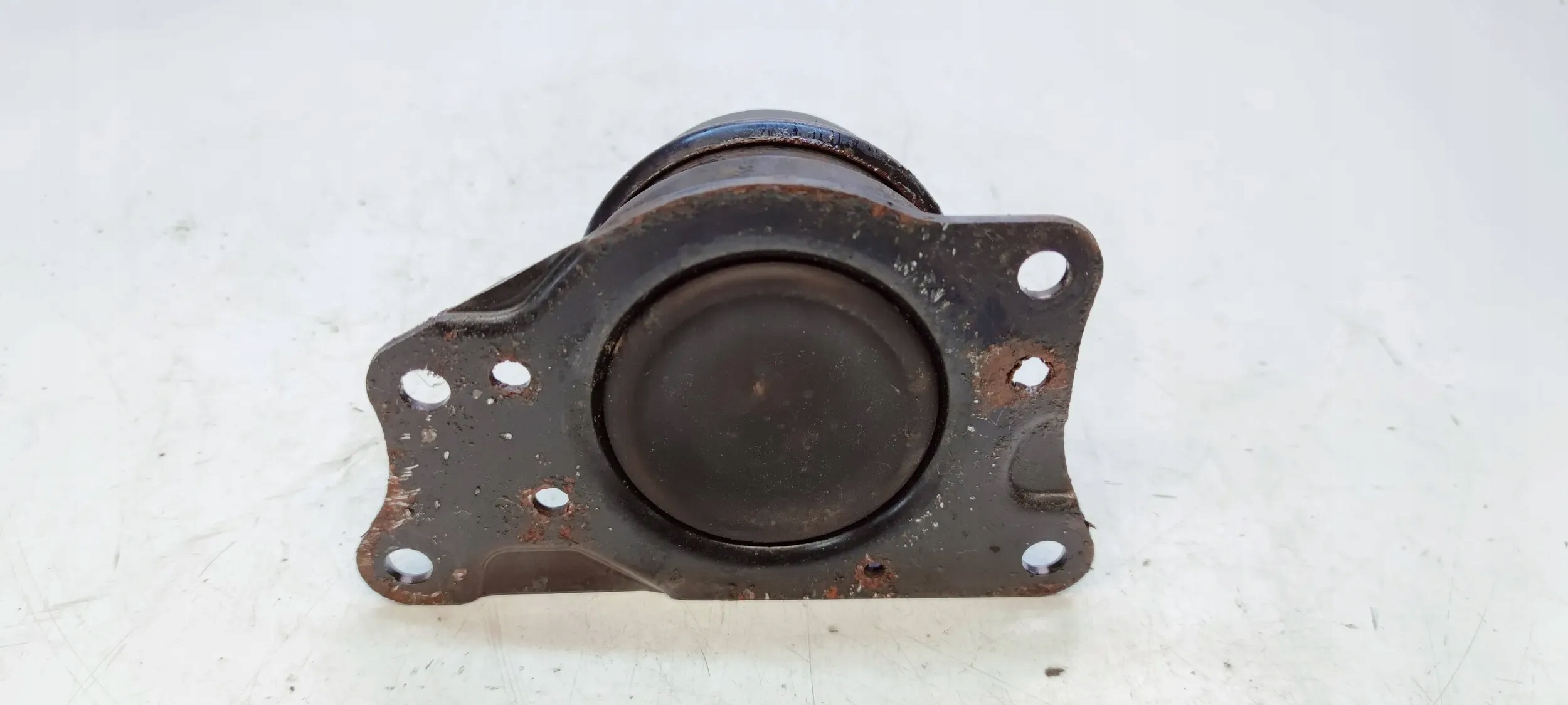 holder engine mount right AUDI A1 8X 6R0199262A