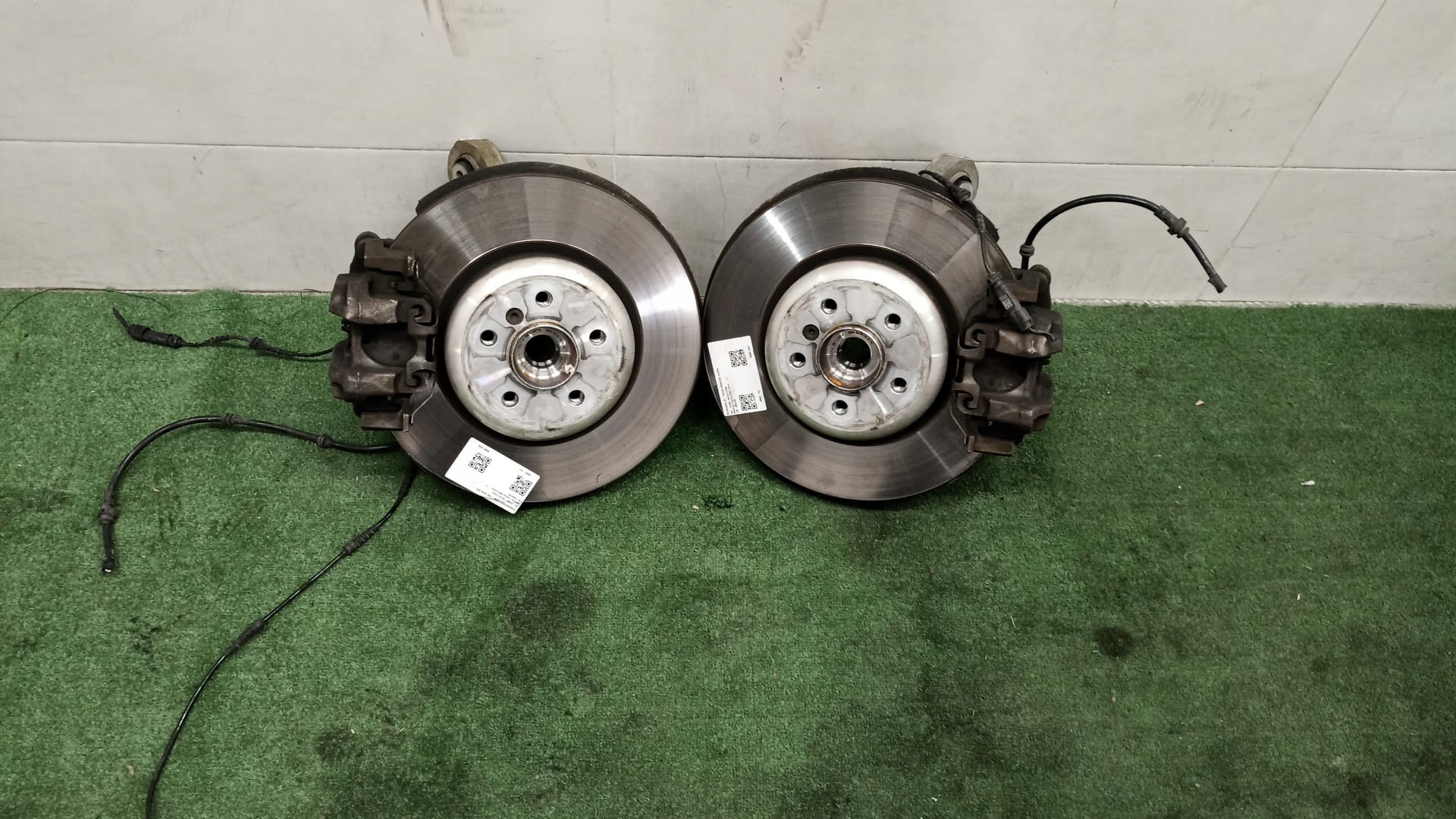 BMW G61 swing rear left right 8840673 8840674