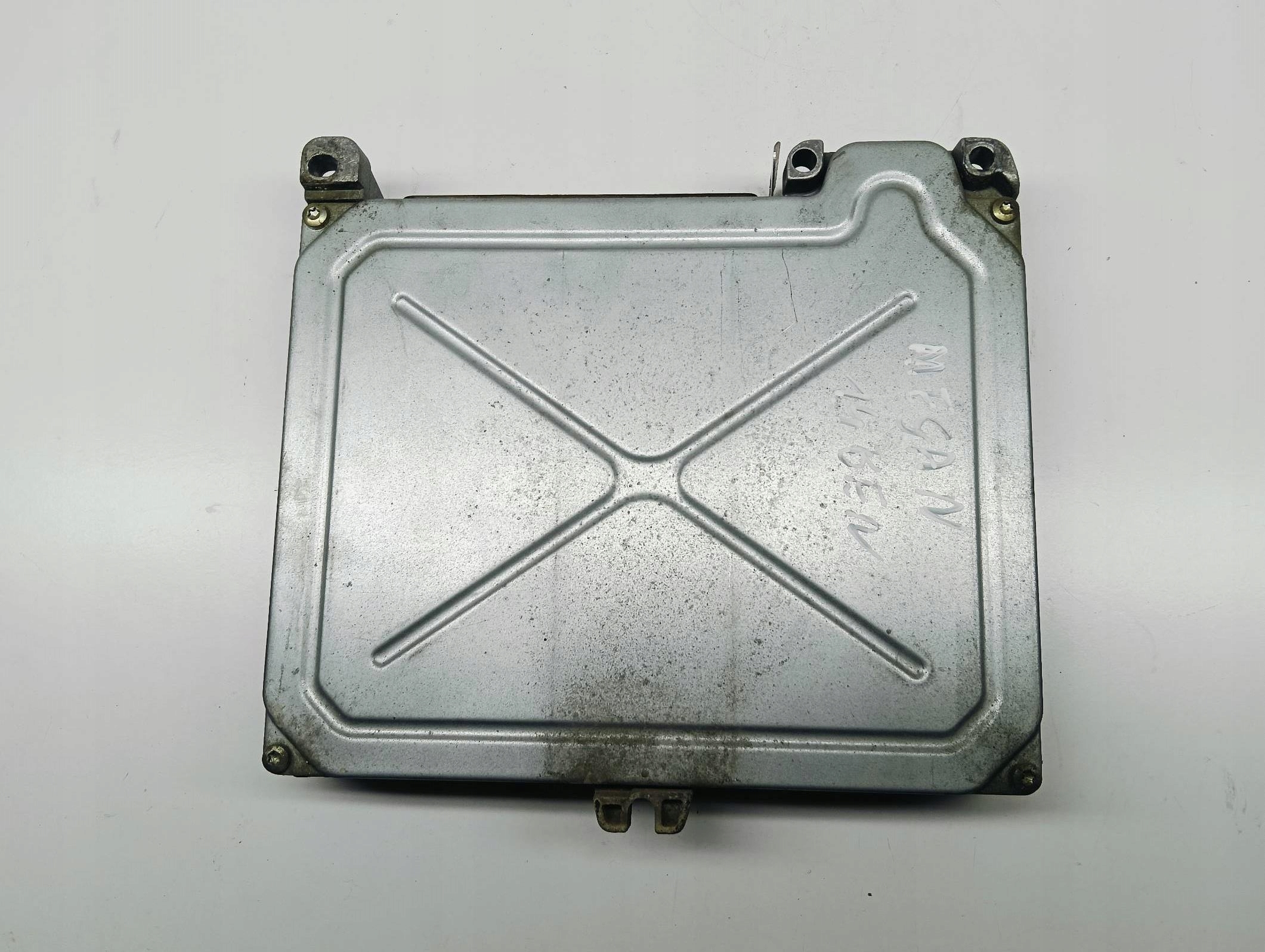 control unit of the engine SIEMENS Renault MEGANE 1.4 S111730108