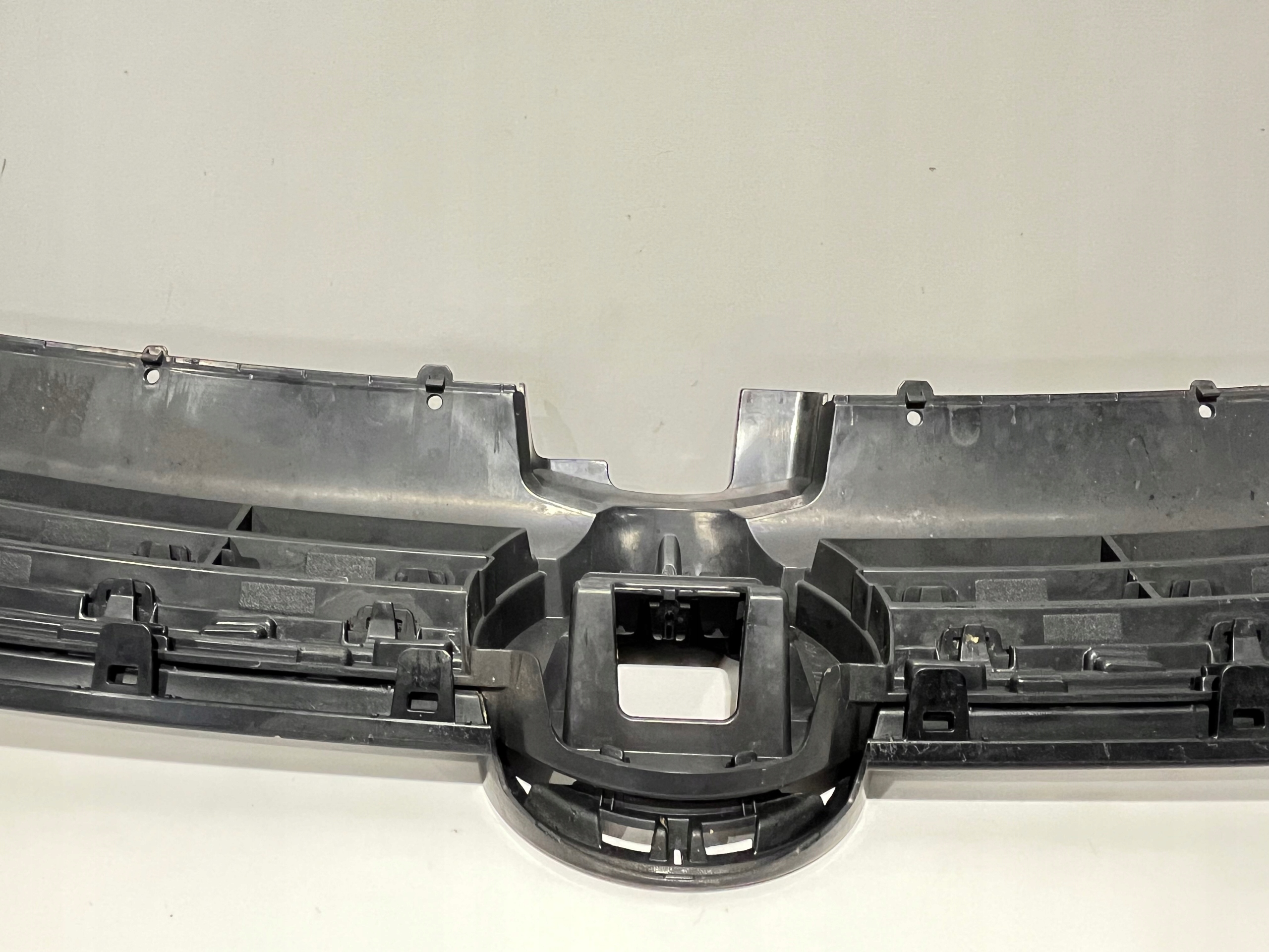 VW Golf V Kühlergrill FRONTGRILL Kühlergitter 5G0853653QB - Thumbnail 8