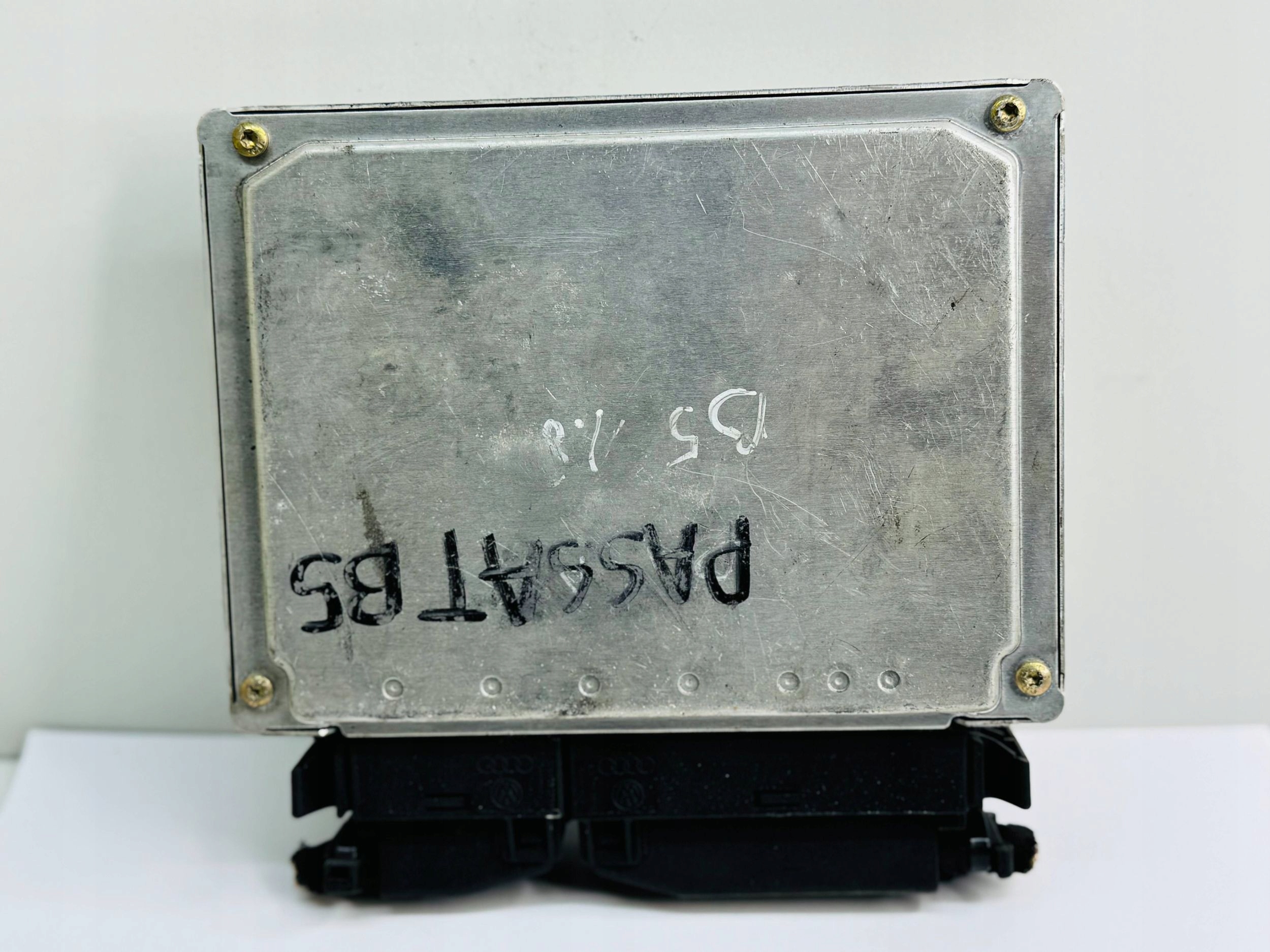 Centralina Motore AUDI A4 B5 1.8 8D0907558F