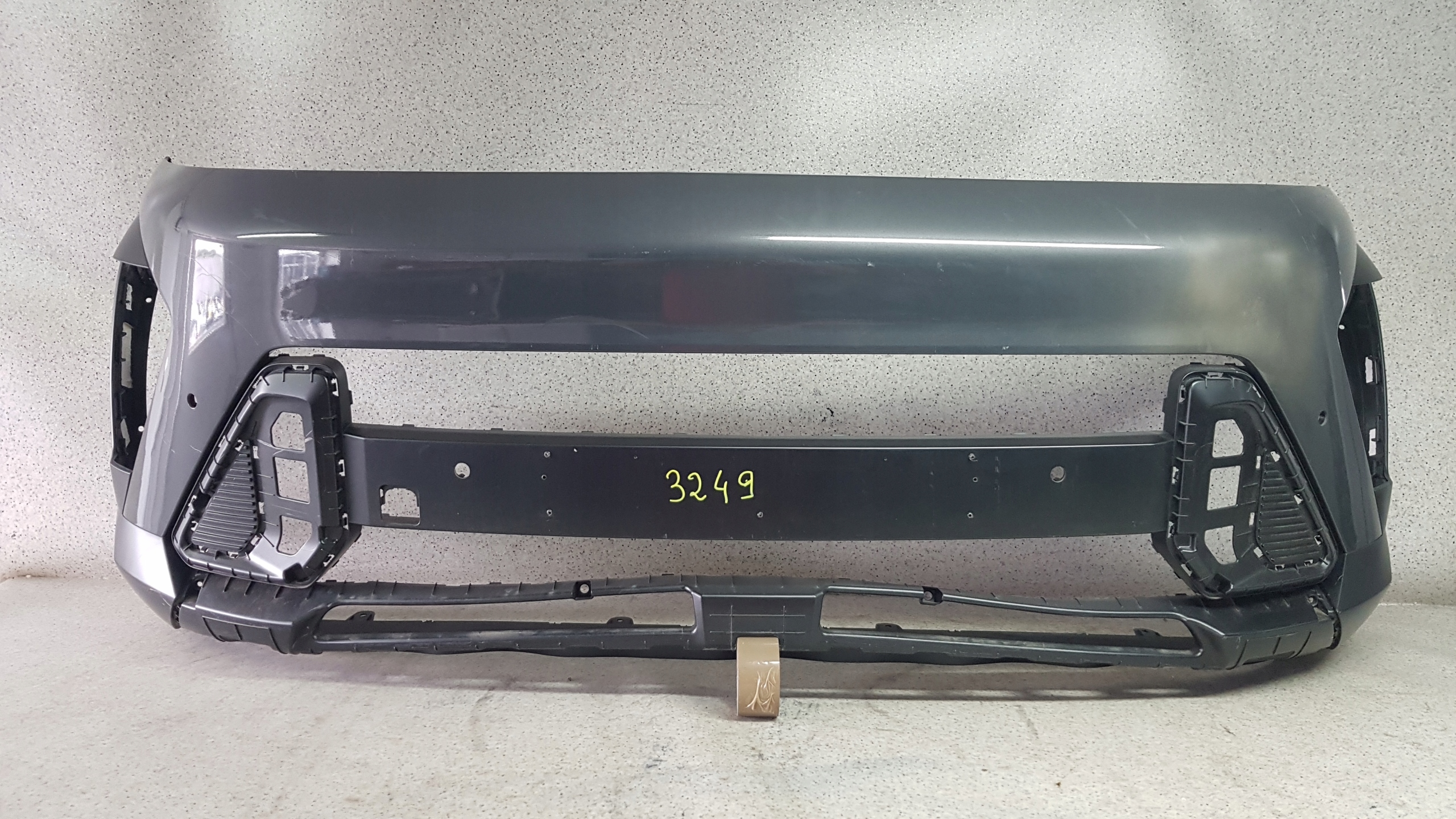 HYUNDAI KONA II 2023 - bumper front 3249