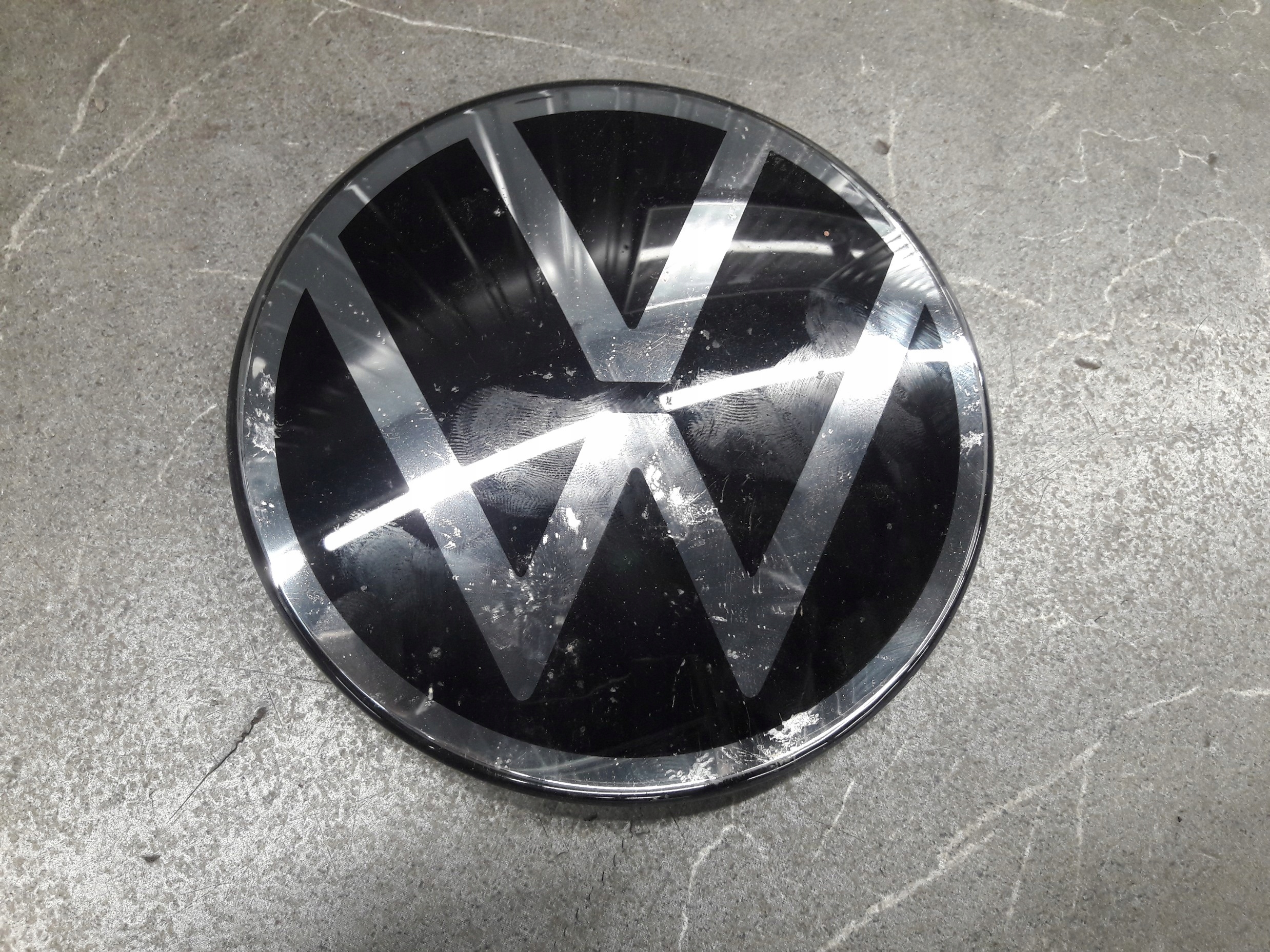 2gm853601e emblemat vw touran II