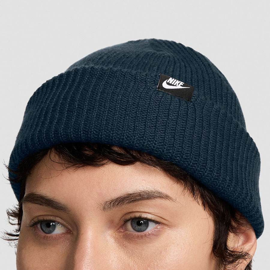 Čepice Nike Terra HF0176-478 tmavě modrá, velikost one size