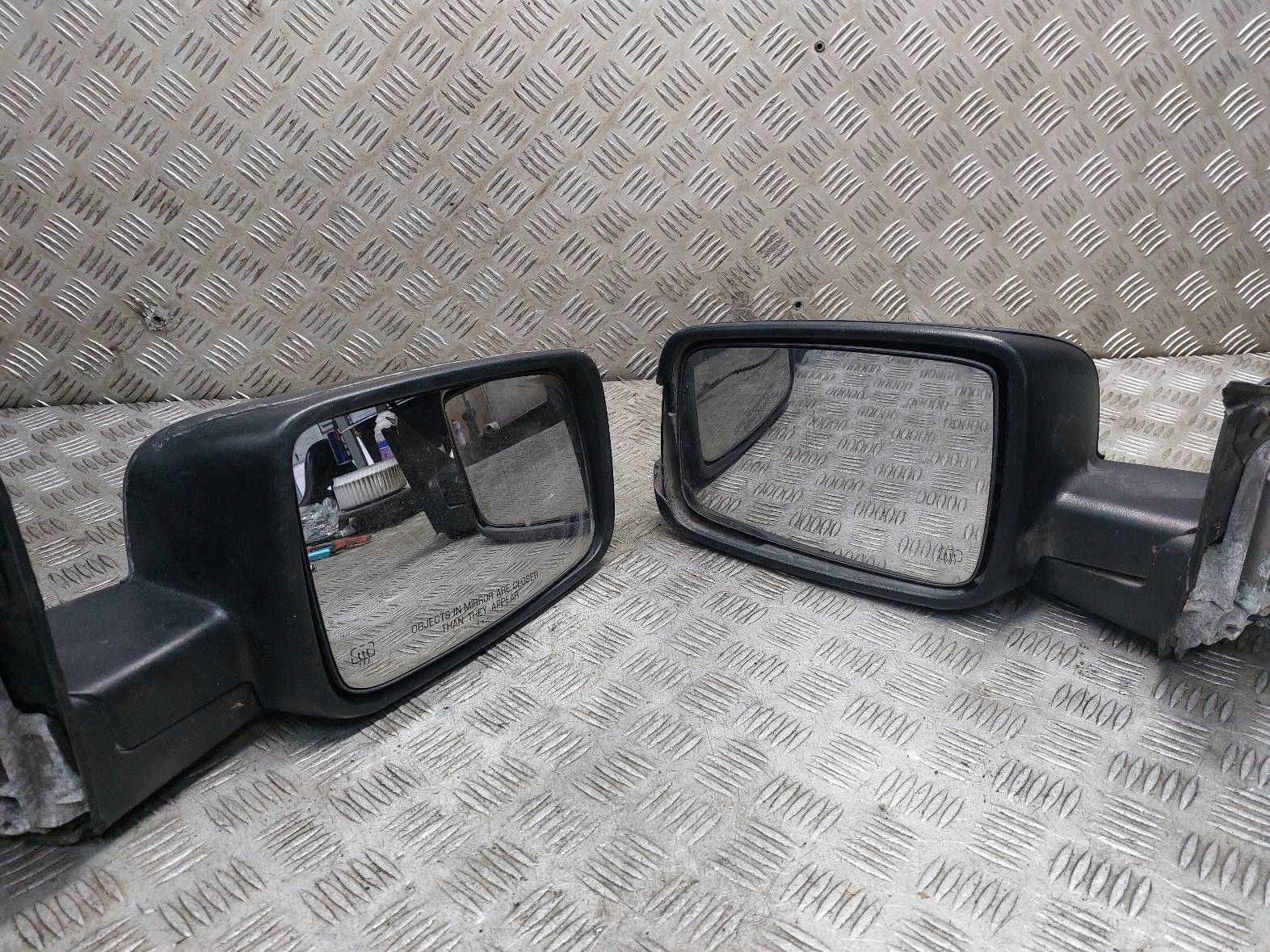 mirror left + right electrics RAM 1500 and LIFT 2013- 6 and 5 PIN