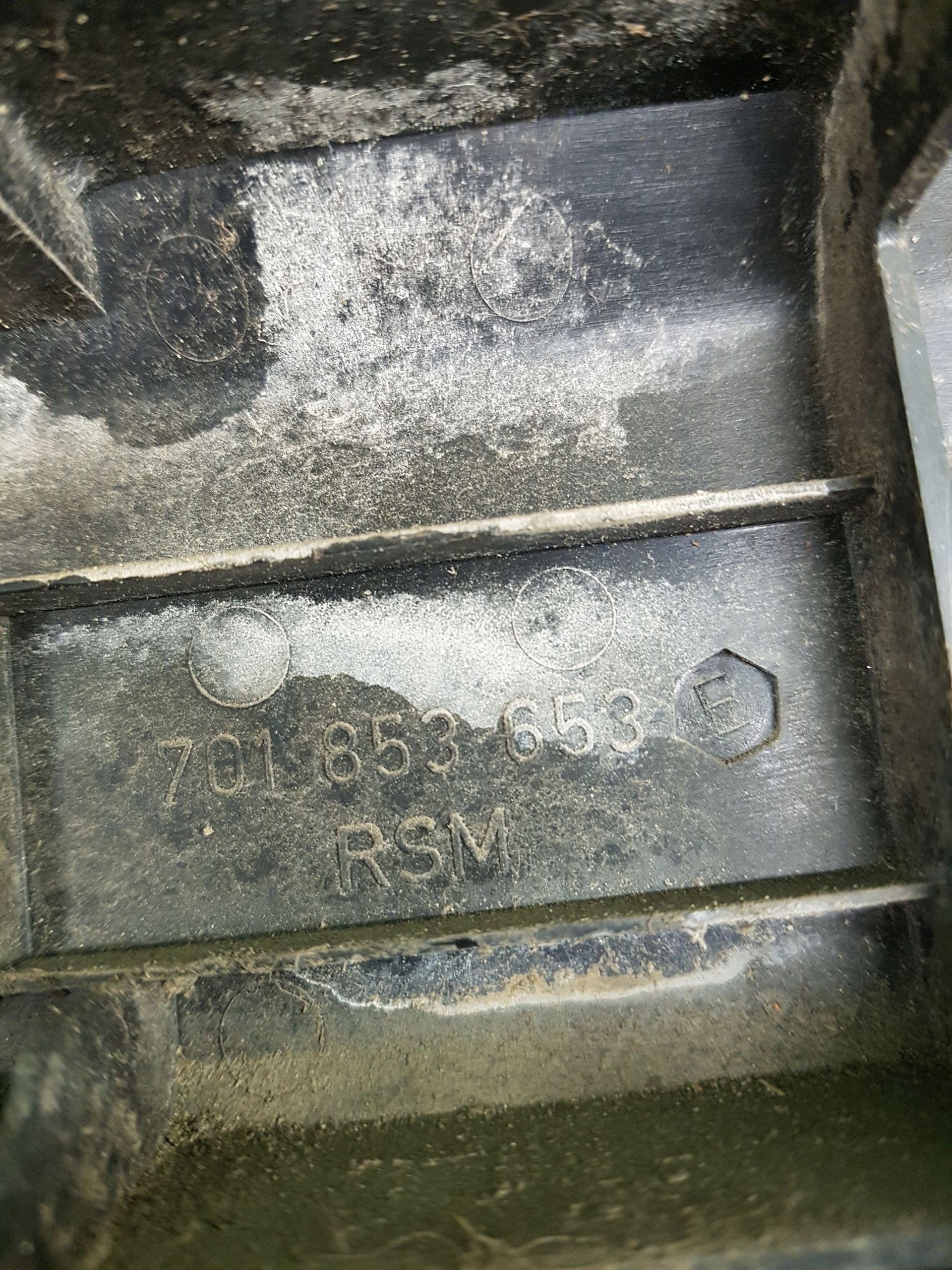 Grill Grill VOLKSWAGEN T4 701853653