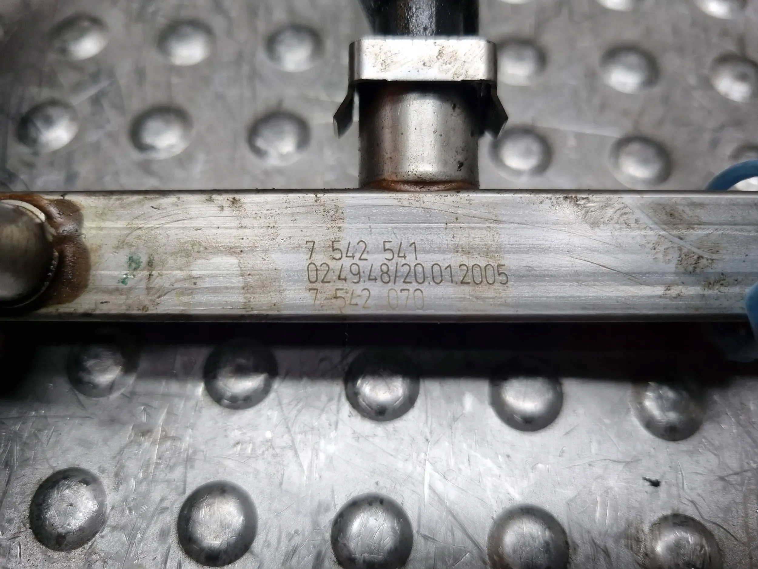 RAMPE INJECTION INJECTEURS KPL 7542070 BMW E60 2.5