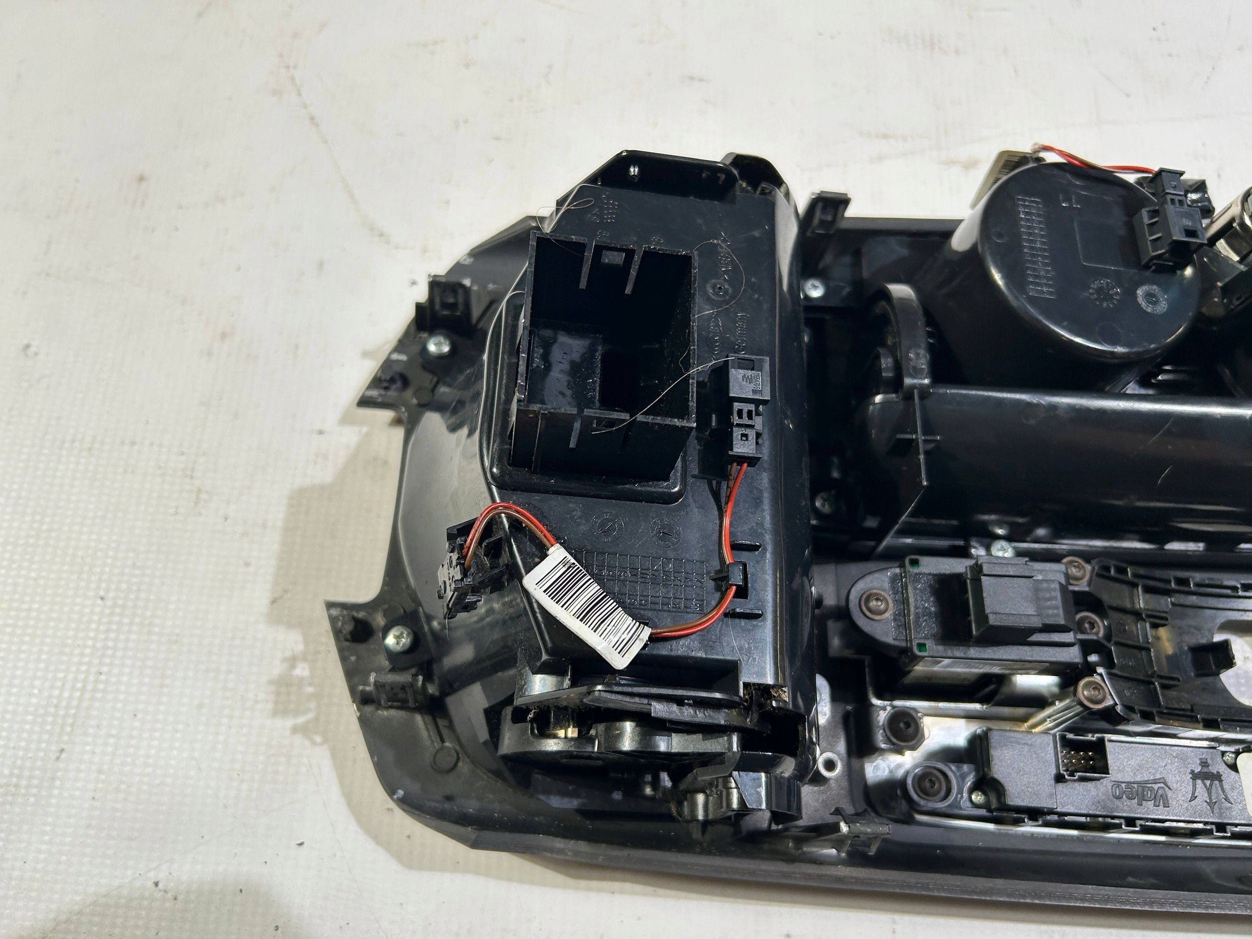 Tunel mitte cup holder dekor tunelu Maserati Quattroporte 2013
