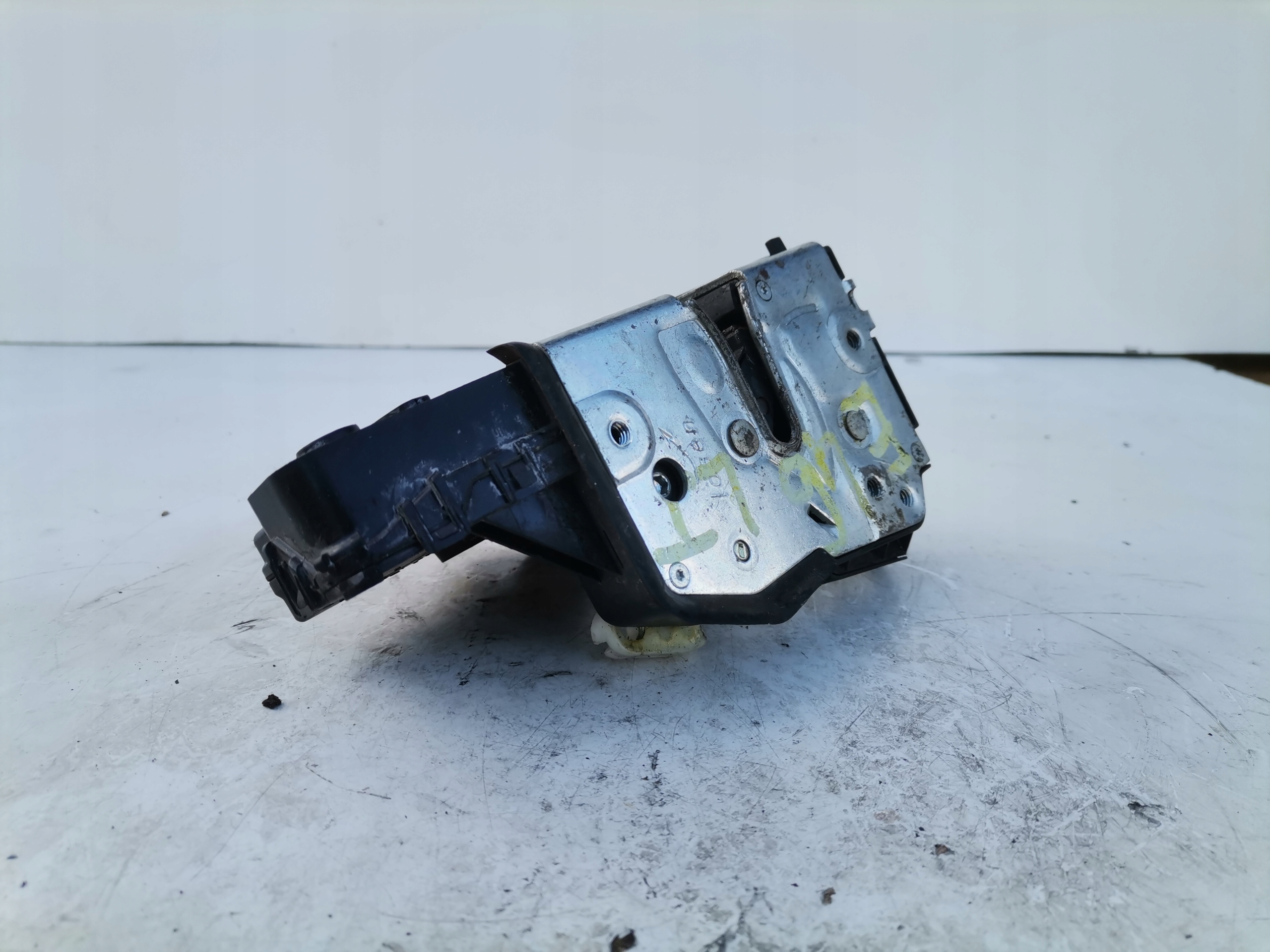 BMW E46 zár ajtó bal hátsó