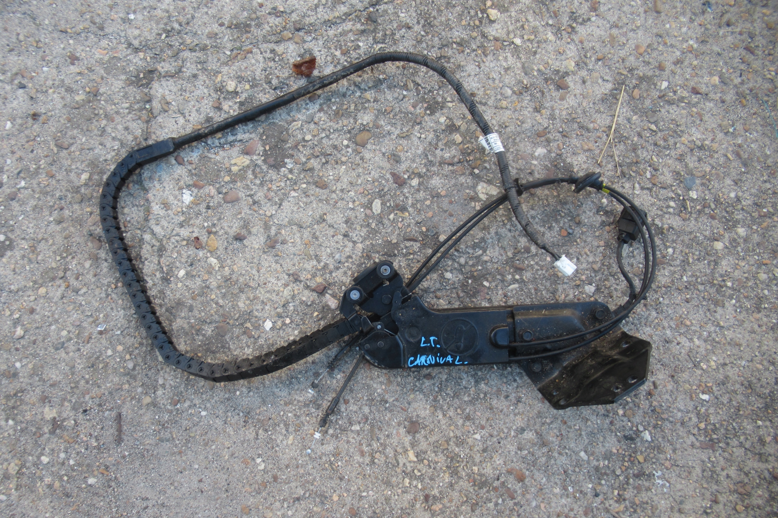 KIA CARNIVAL II 07R roll door left rear part