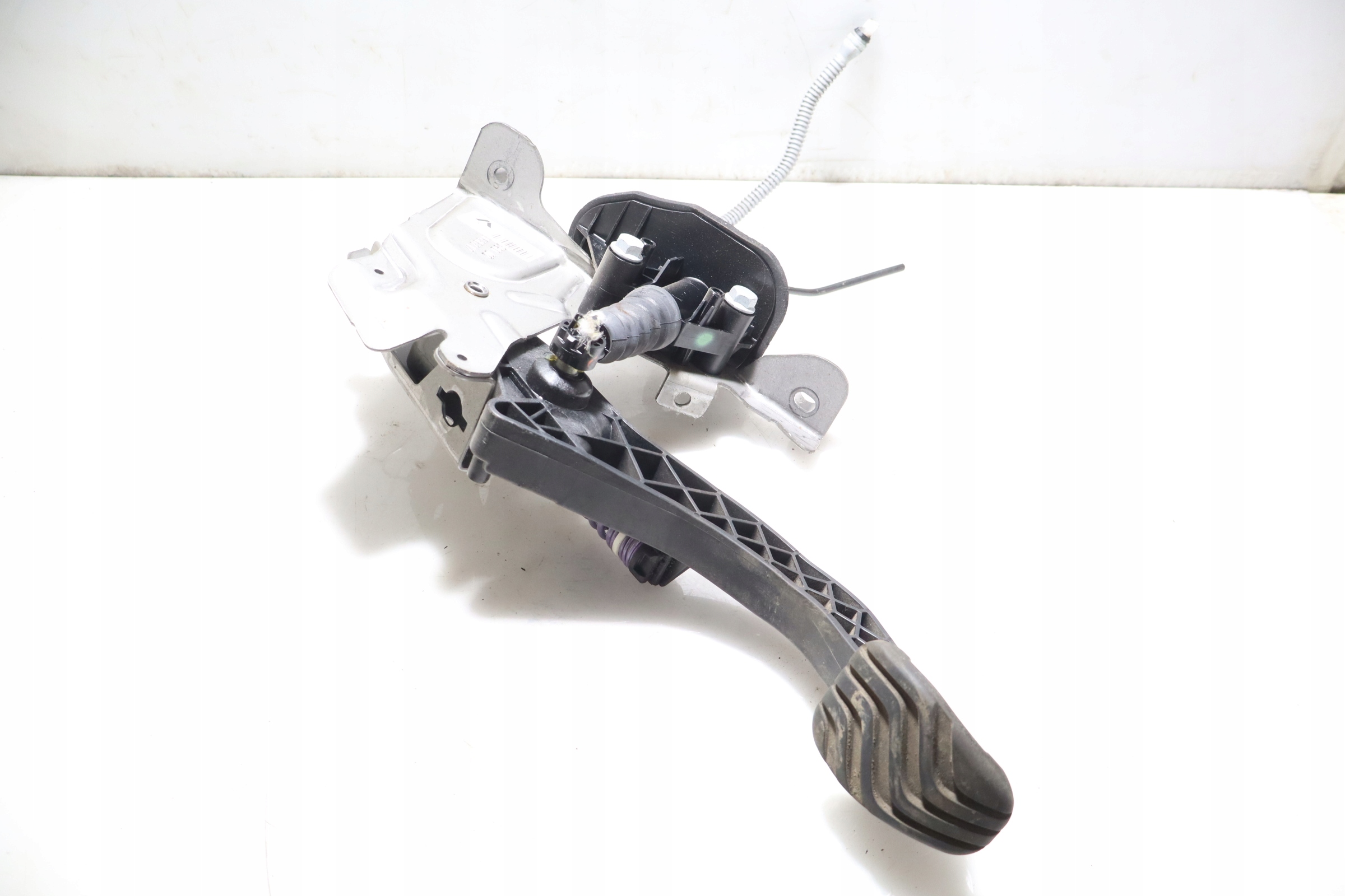 PEDAŁ SPRZĘGŁA RENAULT MEGANE IV 1.5DCI