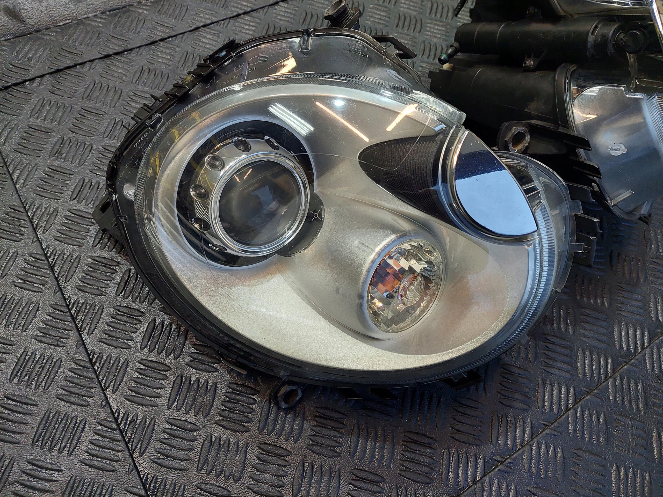 light XENON right left front MINI COUPE Cooper SD R58