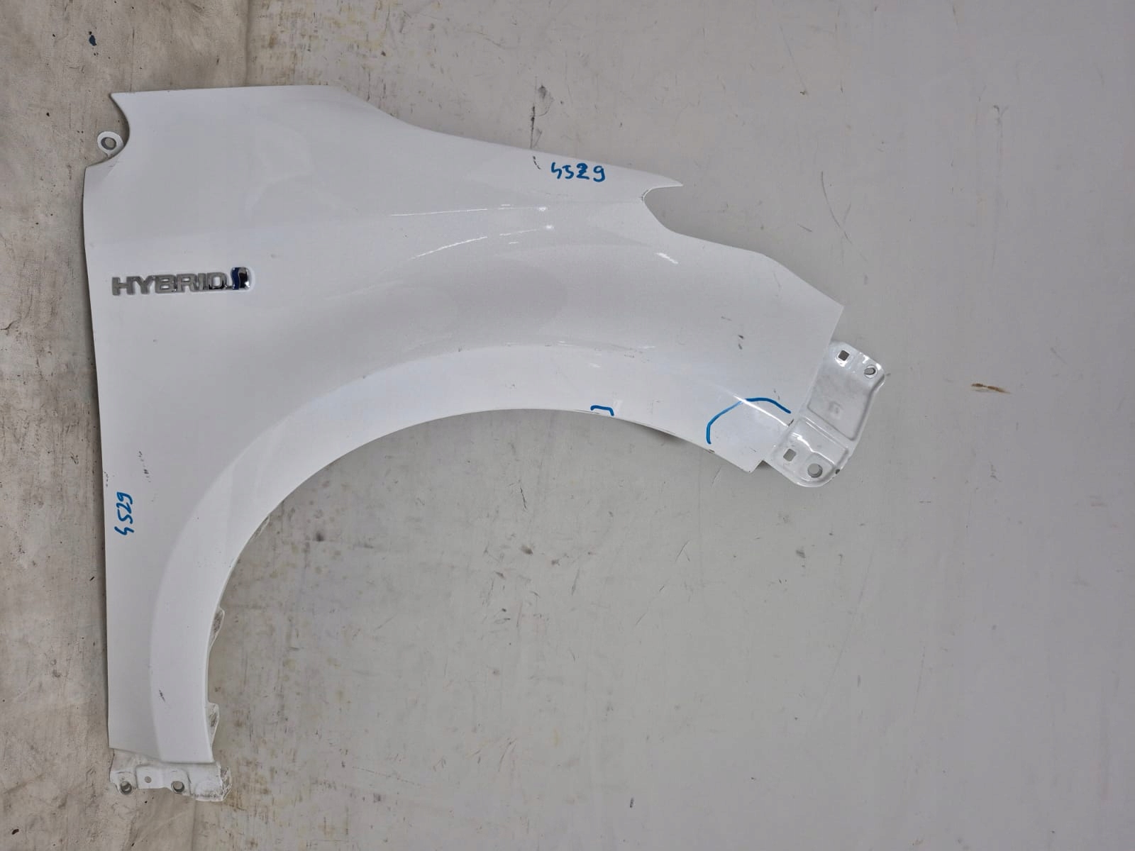 TOYOTA YARIS IV 4 20-> fender front front right