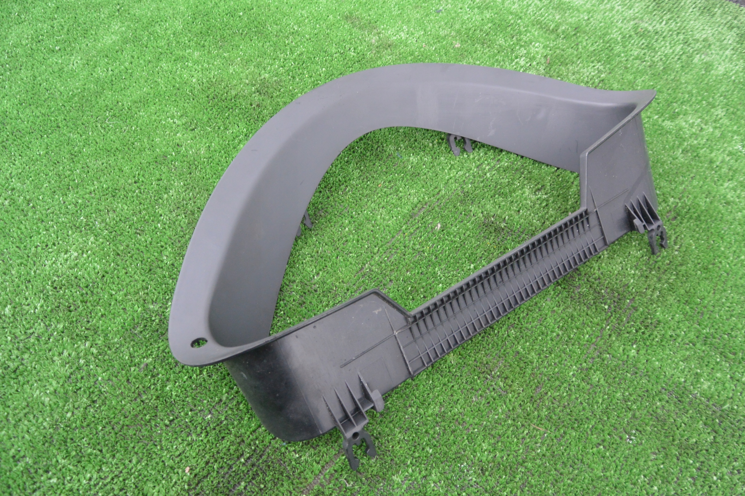 RÁM obal budíku MERCEDES W211 EU