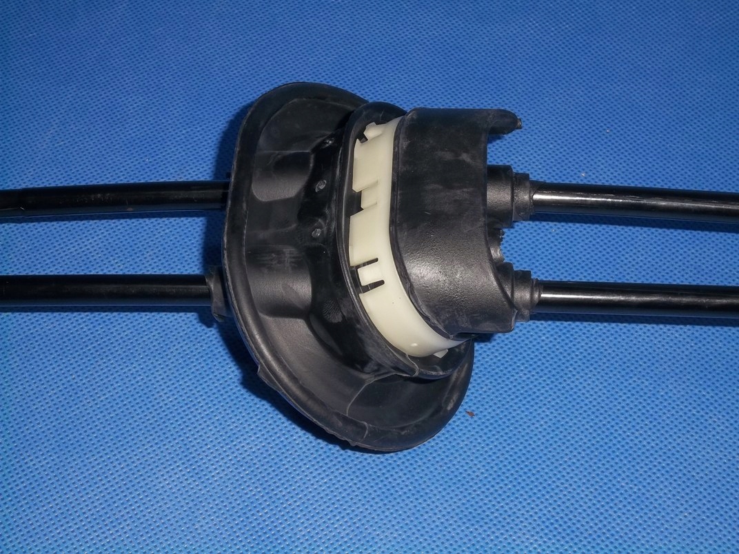 LINKA ZMIANY BIEGÓW C C4,P307 1.6 16V BE4T- 2444CE Rodzaj skrzyni Manualna