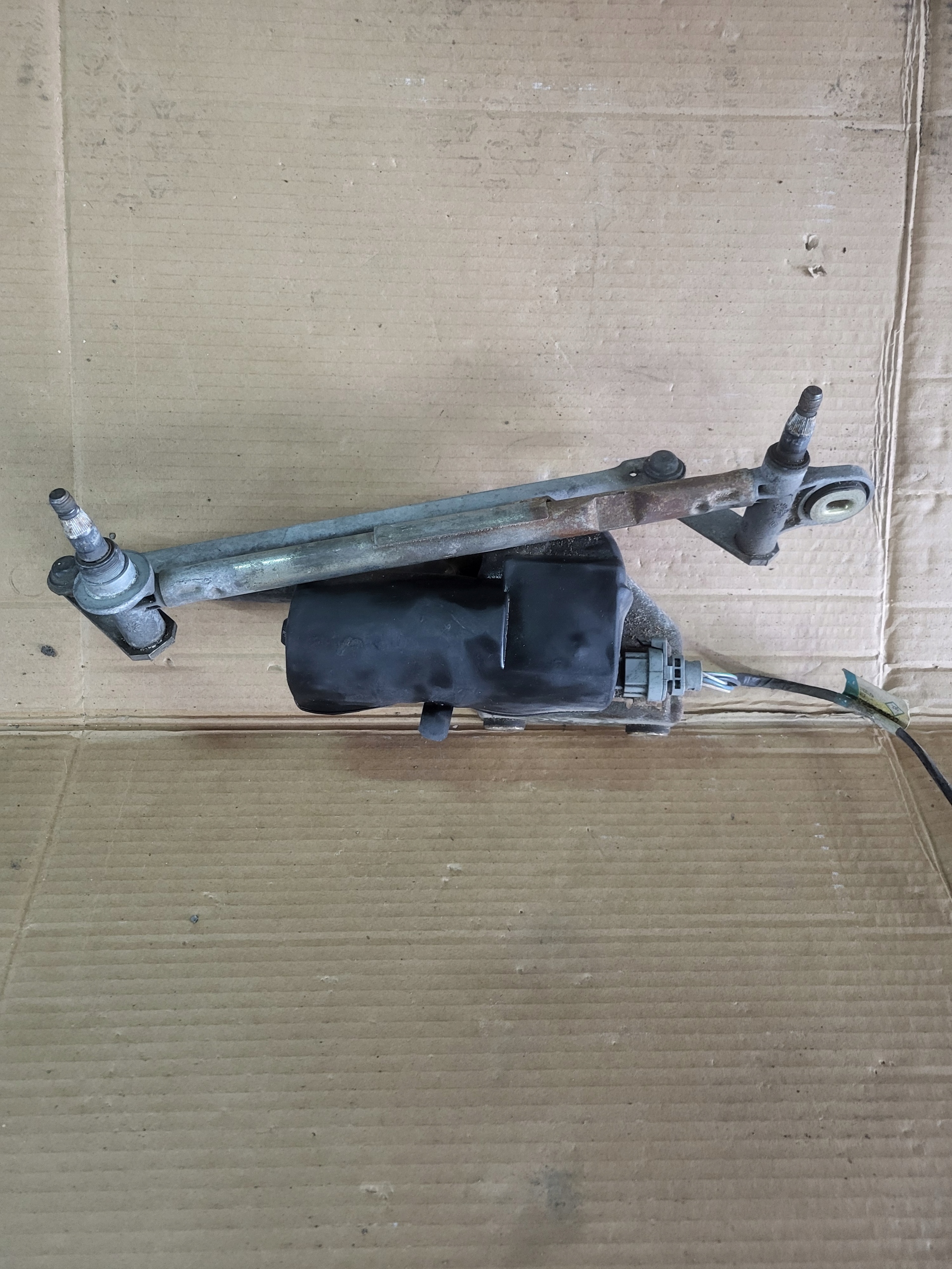 MECHANIZM WYCIERACZEK PRZÓD 3397020398 RENAULT SCENIC